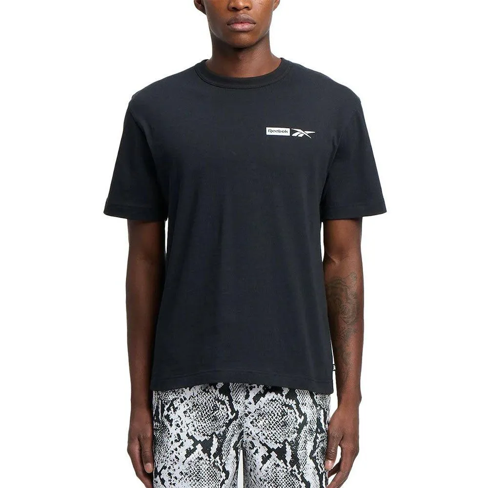 REEBOK Men Basketball T-Shirt Graphic Series Black - RE099AP990EETH REEBOK Men Basketball T-Shirt Graphic Series Black - RE099AP990EETH