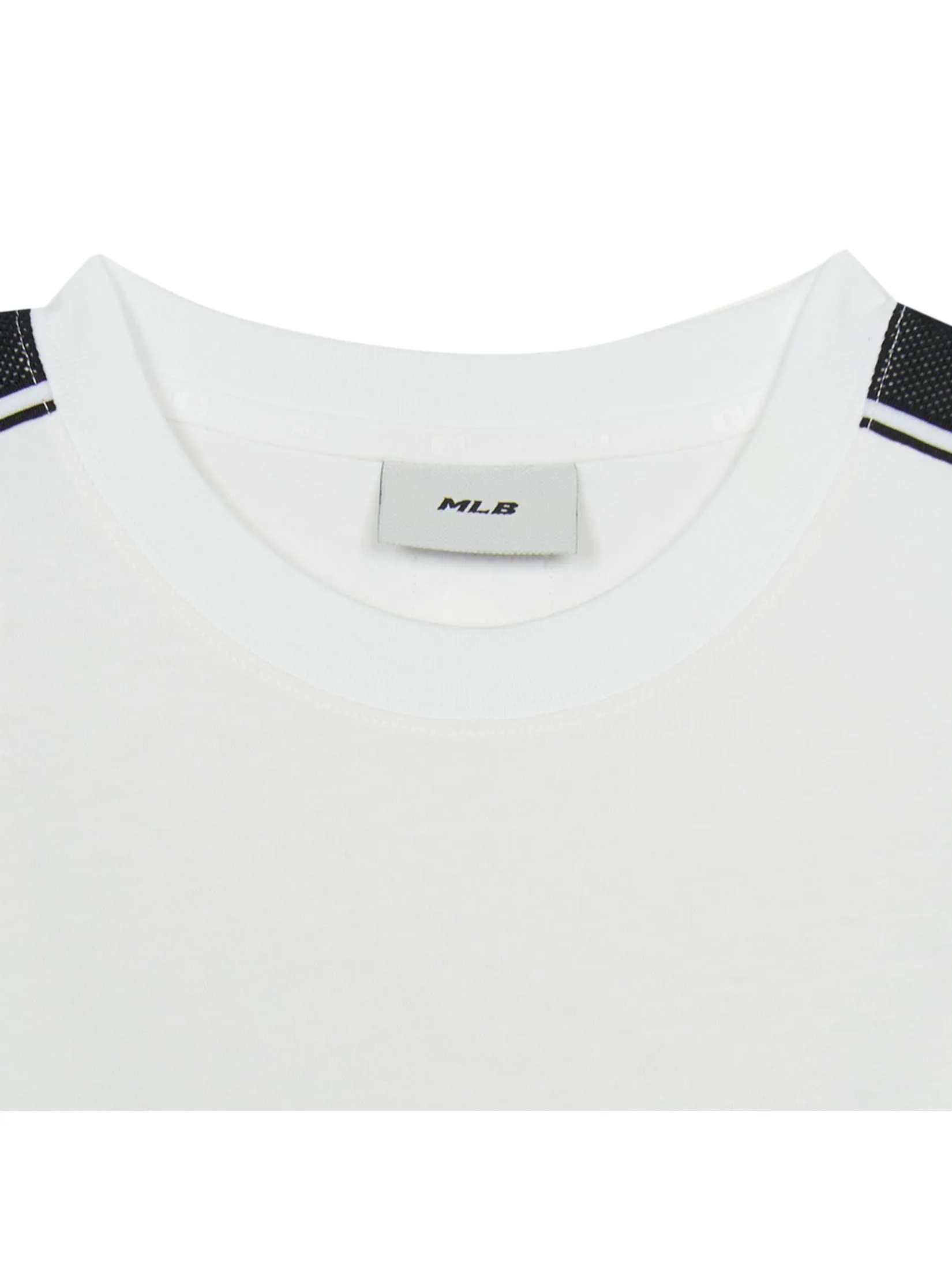 MLB Unisex Monogram Sportive Oversized-Fit T-Shirt Model 3ATSM1253 50WHS Off White MLB Unisex Monogram Sportive Oversized-Fit T-Shirt Model 3ATSM1253 50WHS Off White