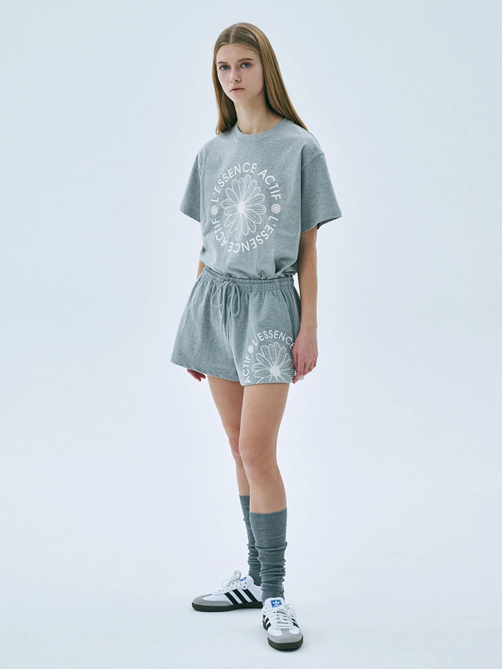 MARDI MERCREDI ACTIF T-Shirt Actif Emblem Melange Grey Ivory F MARDI MERCREDI ACTIF T-Shirt Actif Emblem Melange Grey Ivory F
