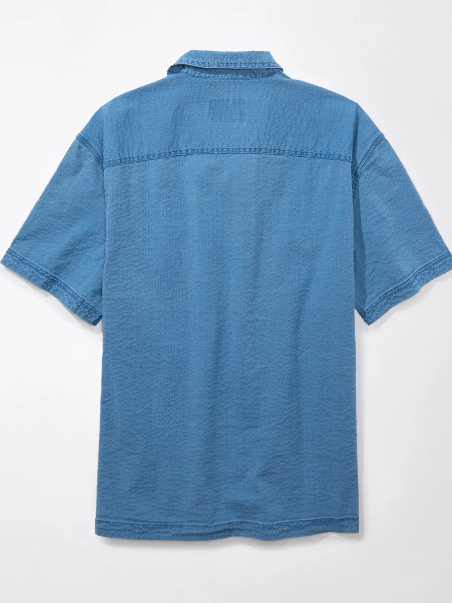 American Eagle MEN SS OVERSIZED 2 PKT CAMP COLLAR INDIGO SEERSUCKER SHIRT 414 BLUE STREET American Eagle MEN SS OVERSIZED 2 PKT CAMP COLLAR INDIGO SEERSUCKER SHIRT 414 BLUE STREET