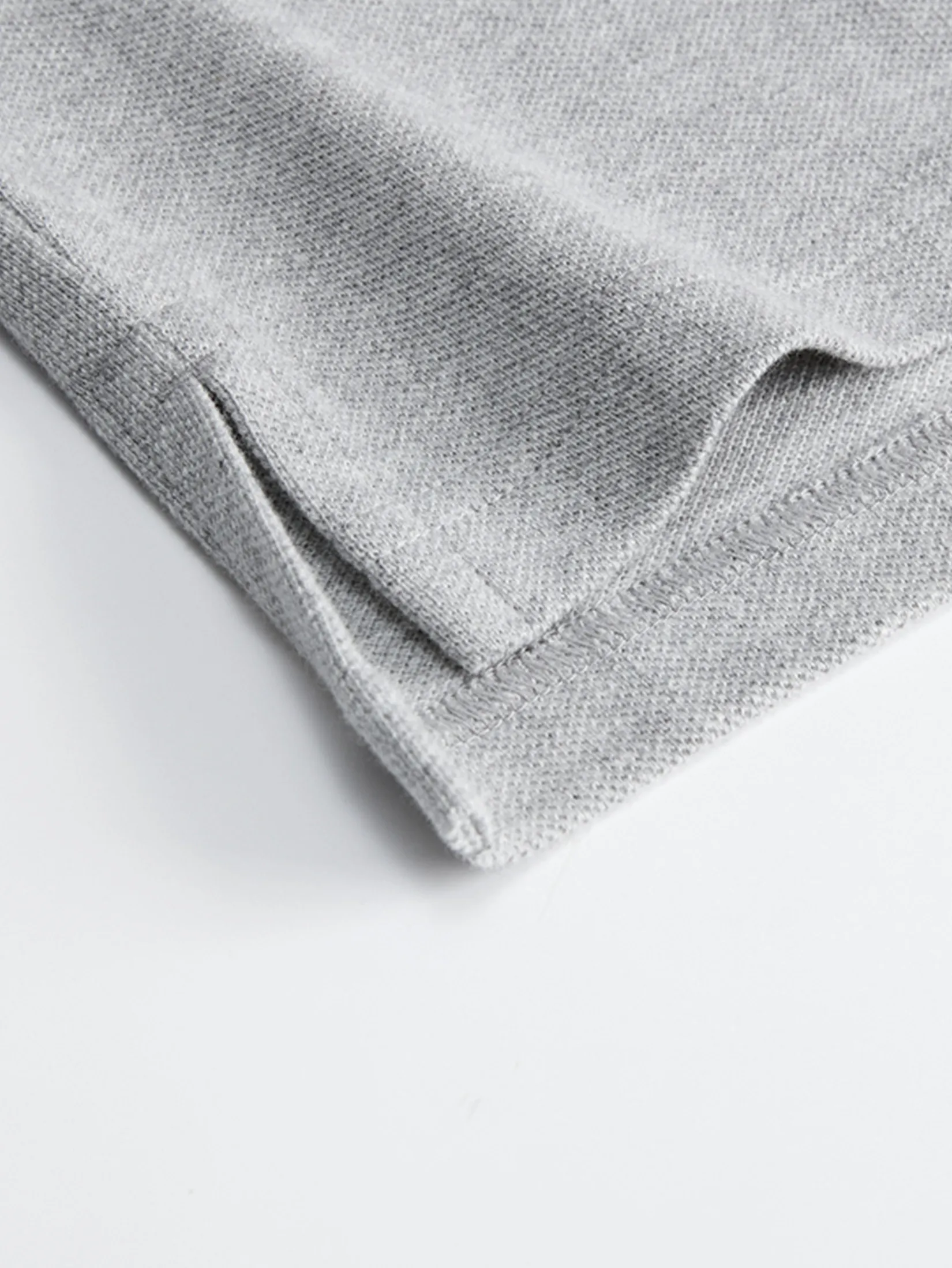 GIORDANO Men s Online Exclusive Pique Polo Shirt (Korea) Mid Grey GIORDANO Men s Online Exclusive Pique Polo Shirt (Korea) Mid Grey