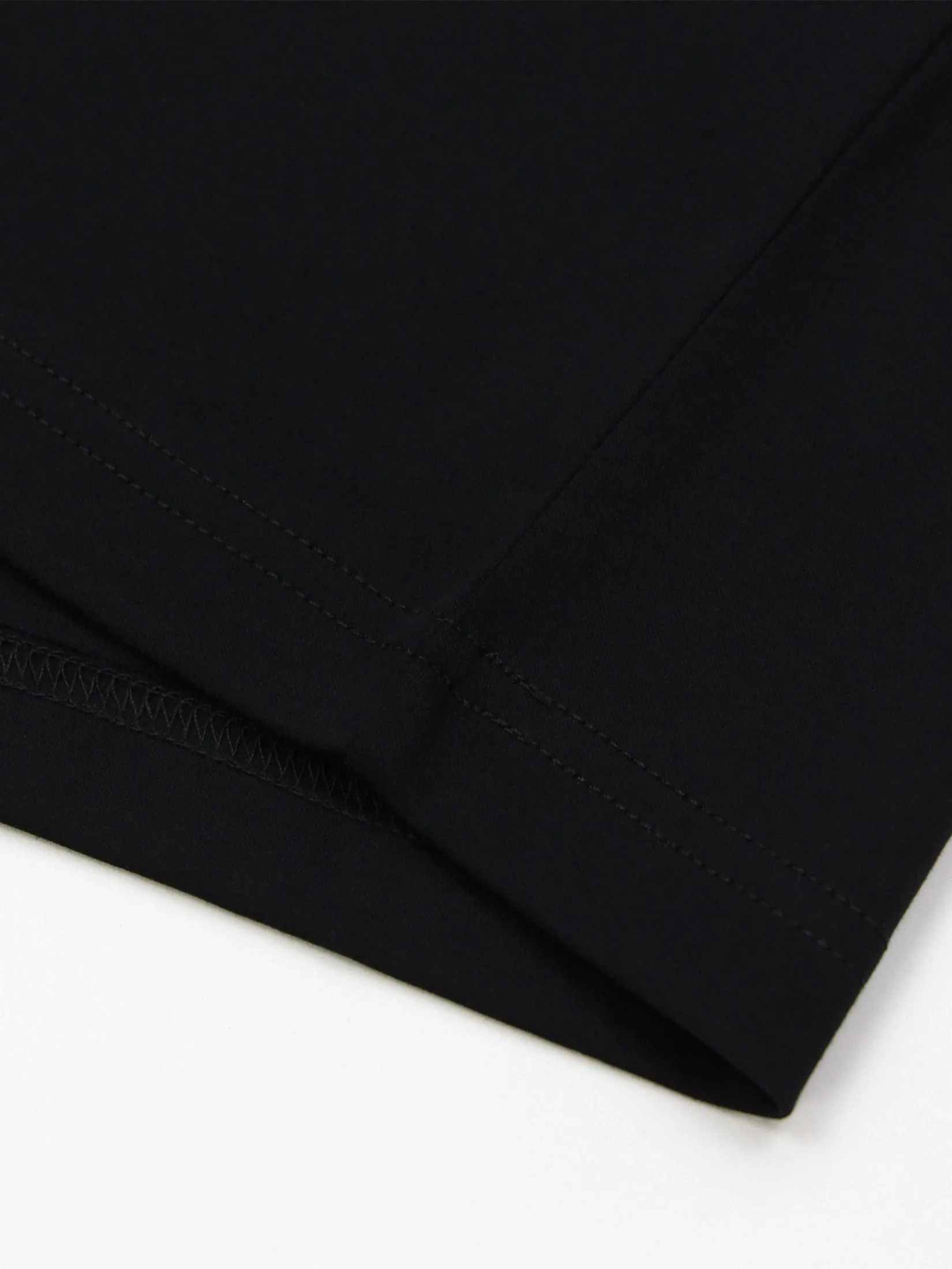 GIORDANO Men's Slim Interlock Tee (Liquid Touch) Black GIORDANO Men's Slim Interlock Tee (Liquid Touch) Black