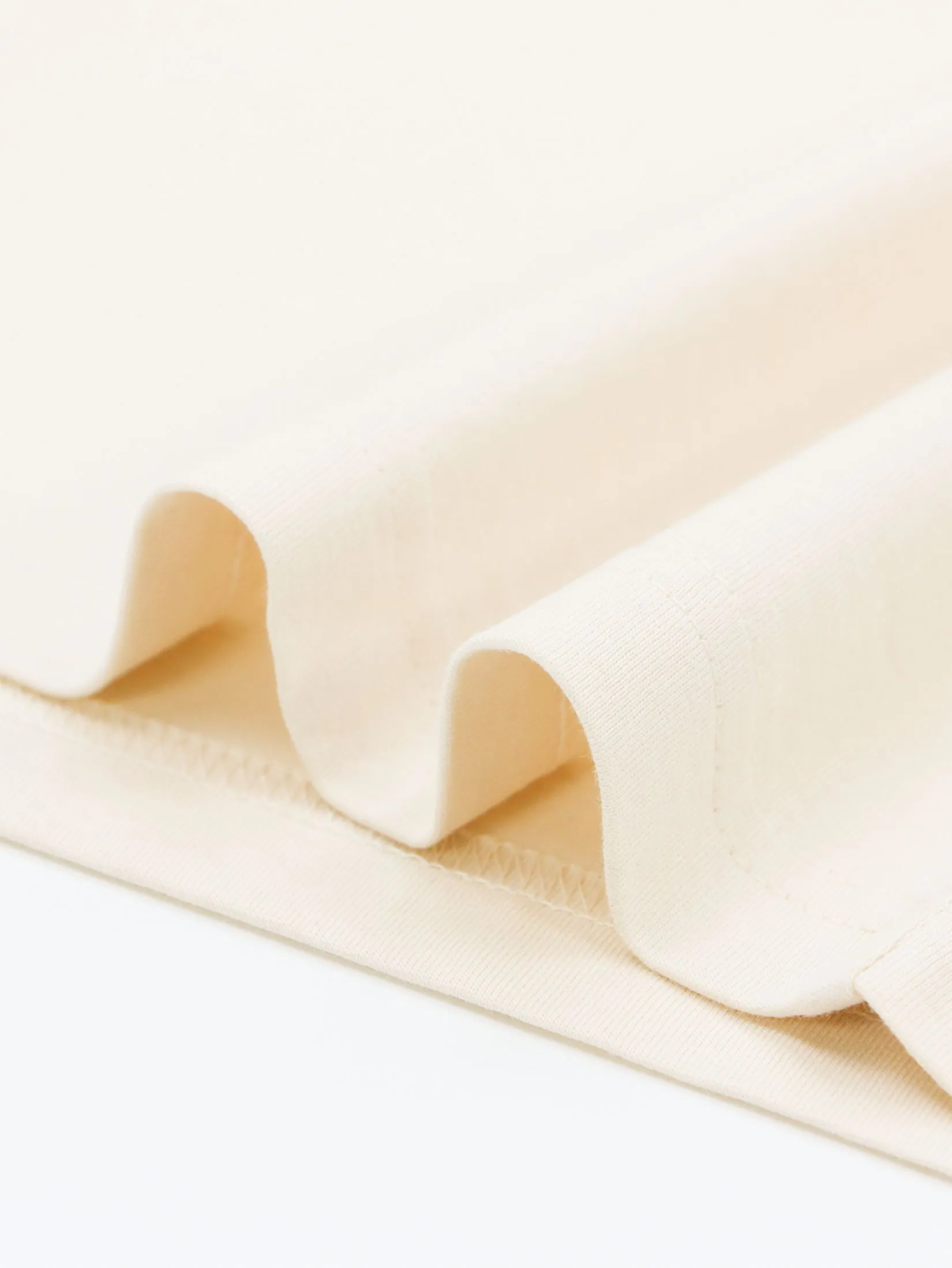 GIORDANO Men's Slim Jersey Embroidery Tee (Classic Man) Whitecap grey Yellow GIORDANO Men's Slim Jersey Embroidery Tee (Classic Man) Whitecap grey Yellow