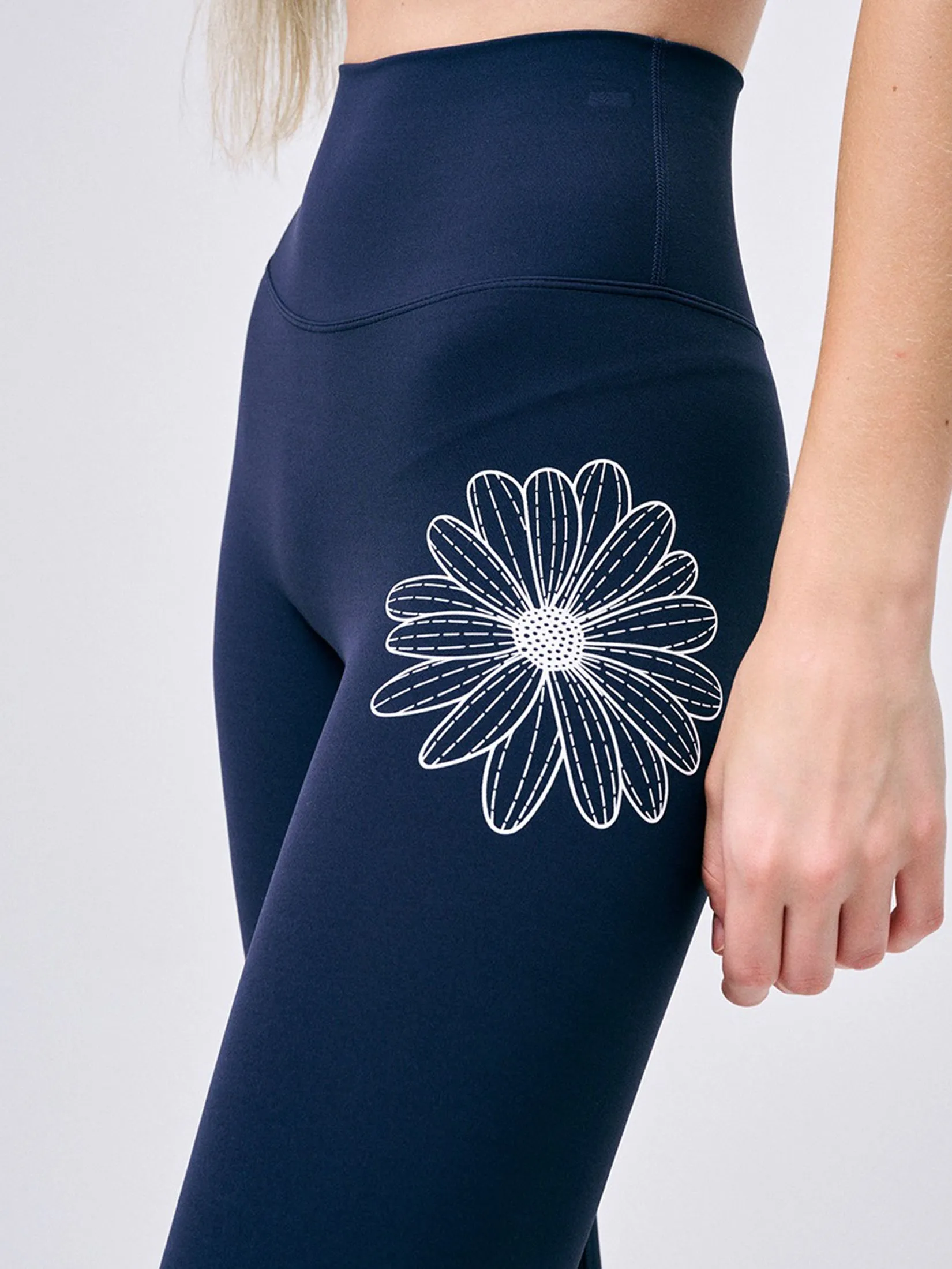 MARDI MERCREDI ACTIF Beurre Ultimate Comfort Full Leggings Theflower MARDI MERCREDI ACTIF Beurre Ultimate Comfort Full Leggings Theflower
