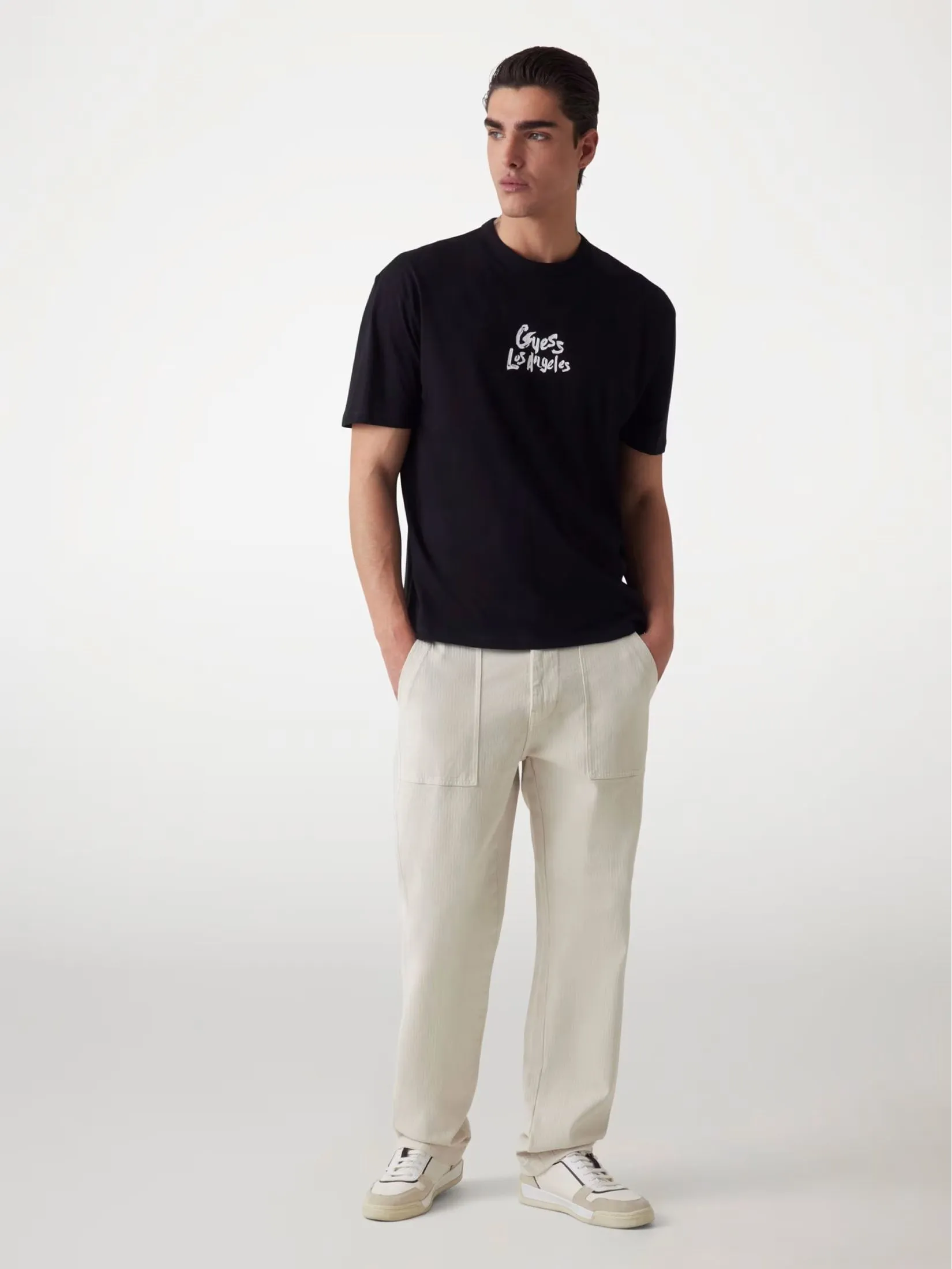 GUESS GUESS MEN Oversized Logo T-Shirt  M5GI13K8FQ4  -  Black GUESS GUESS MEN Oversized Logo T-Shirt  M5GI13K8FQ4  -  Black