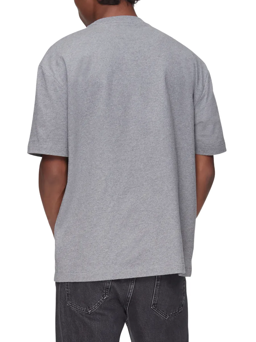 CALVIN KLEIN Men s Relaxed Fit Standard Logo Crewnk Tee Grey CALVIN KLEIN Men s Relaxed Fit Standard Logo Crewnk Tee Grey
