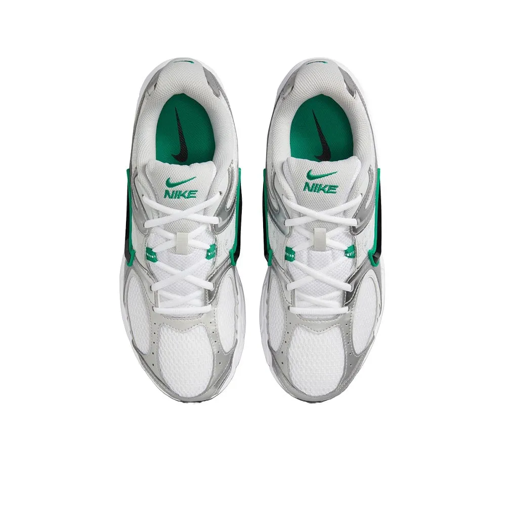 NIKE Men Casual Shoes V5 RNR White - NI083SH535EKTH NIKE Men Casual Shoes V5 RNR White - NI083SH535EKTH