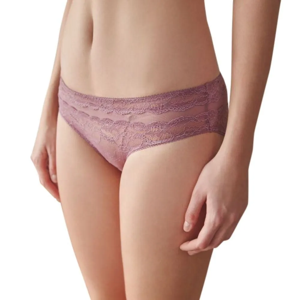 SKINN INTIMATE Violet Color Lace Panty (Made in korea) SKINN INTIMATE Violet Color Lace Panty (Made in korea)