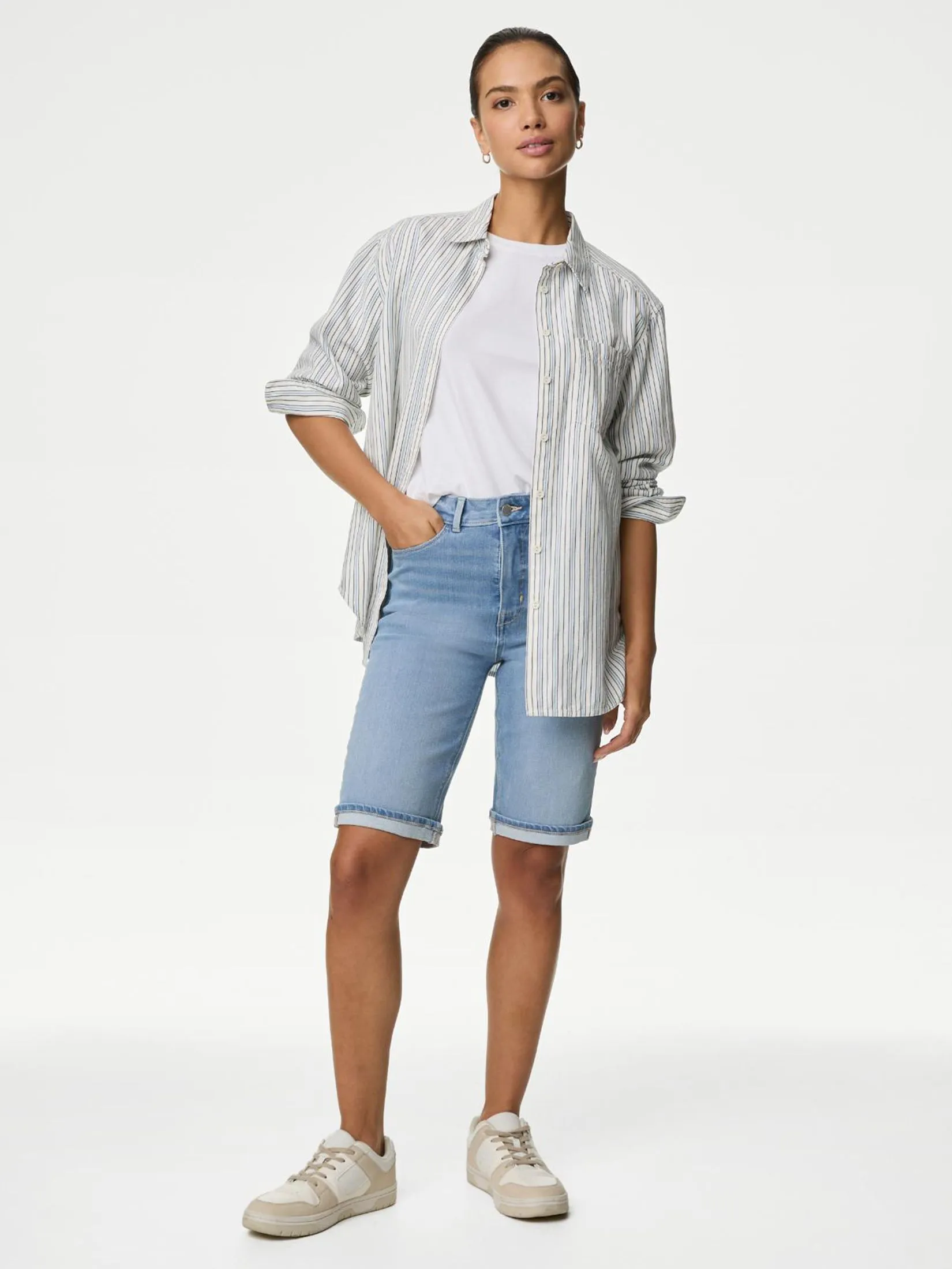 MARKS & SPENCER Women Shorts Magic Shaping Denim High Waisted MARKS & SPENCER Women Shorts Magic Shaping Denim High Waisted