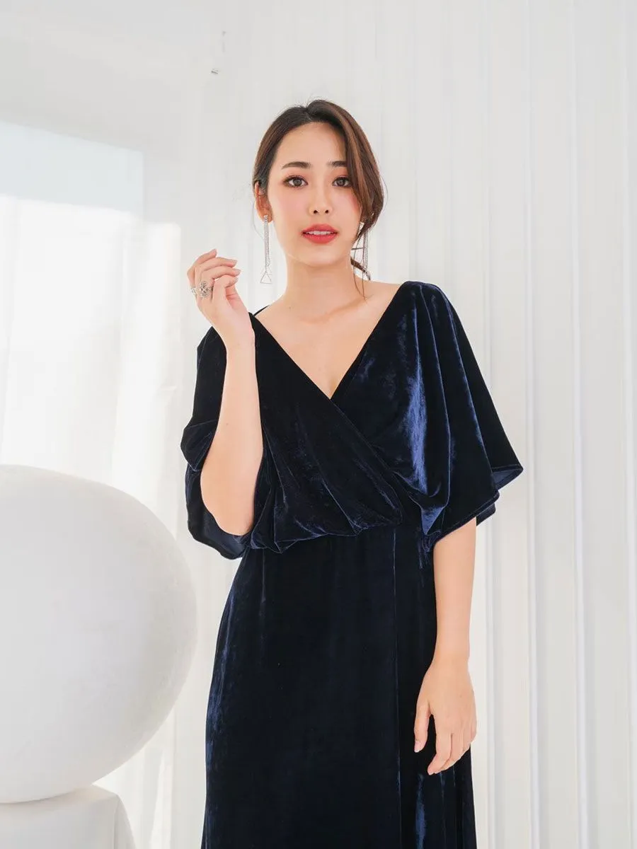ROSE THE LABEL Kimono Velvet Dress  Navy ROSE THE LABEL Kimono Velvet Dress  Navy