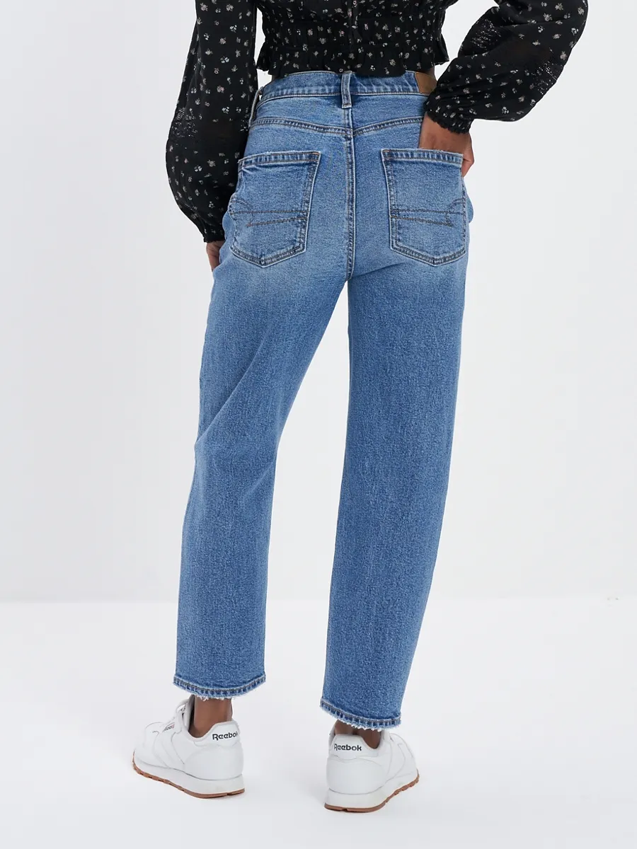 American Eagle HIGHEST RISE 90S BOYFRIEND CROP JEANS 489 MEDIUM VINTAGE WASH American Eagle HIGHEST RISE 90S BOYFRIEND CROP JEANS 489 MEDIUM VINTAGE WASH