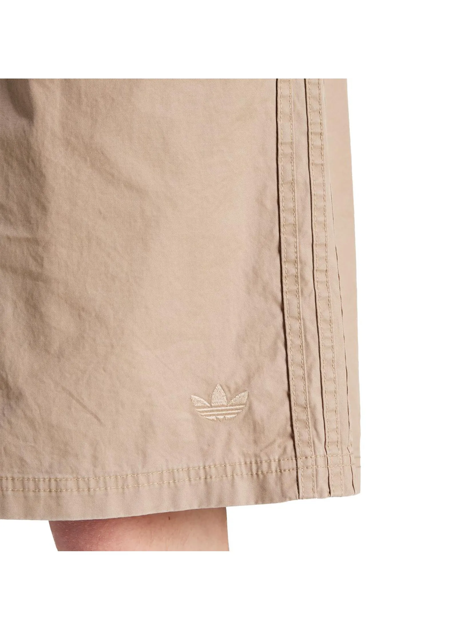 ADIDAS Men Bermuda Shorts Adidas Originals Wide Leg Khaki Beige ADIDAS Men Bermuda Shorts Adidas Originals Wide Leg Khaki Beige