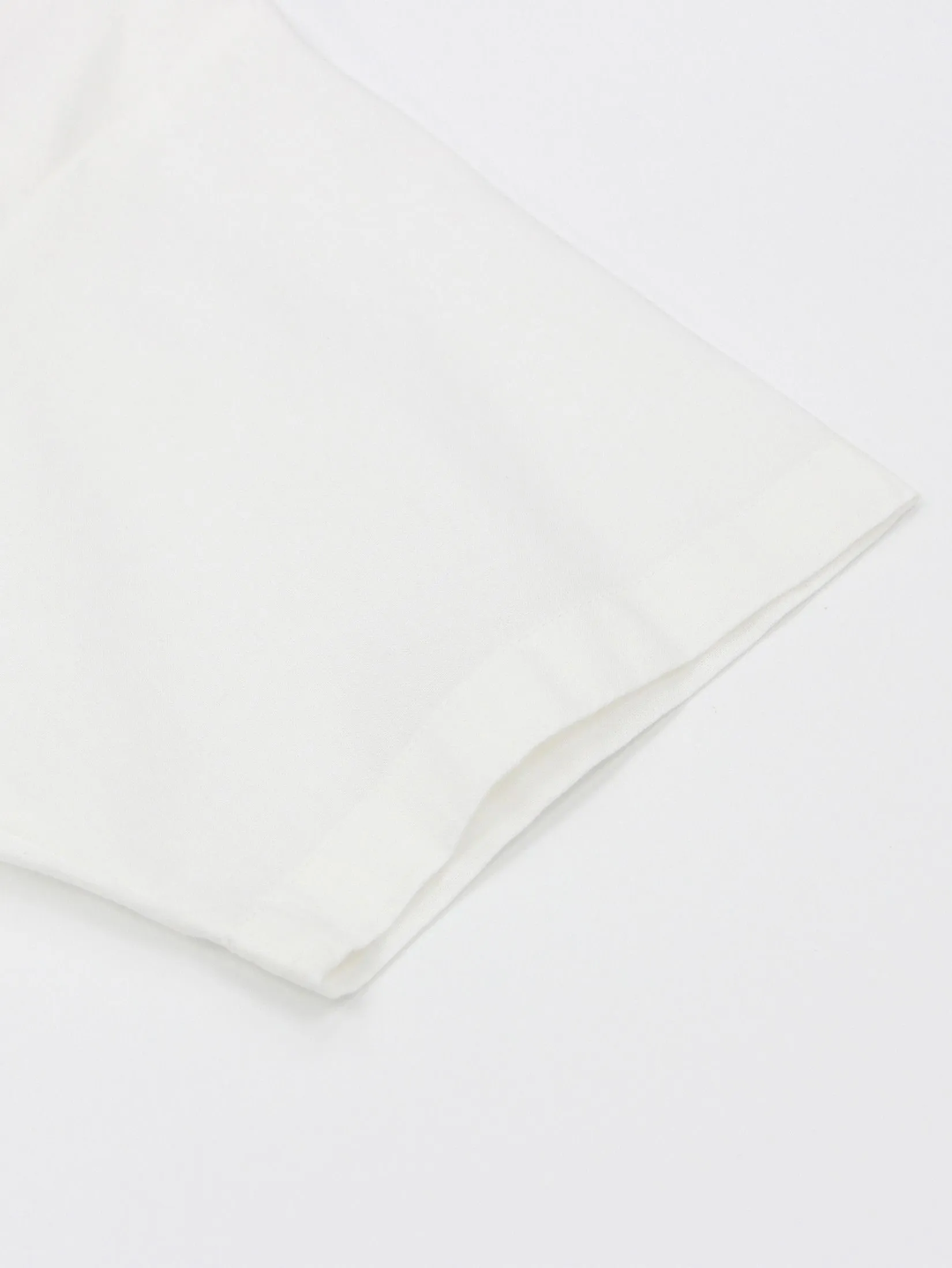 GIORDANO Women's Loose Linen Shirt Signature White GIORDANO Women's Loose Linen Shirt Signature White