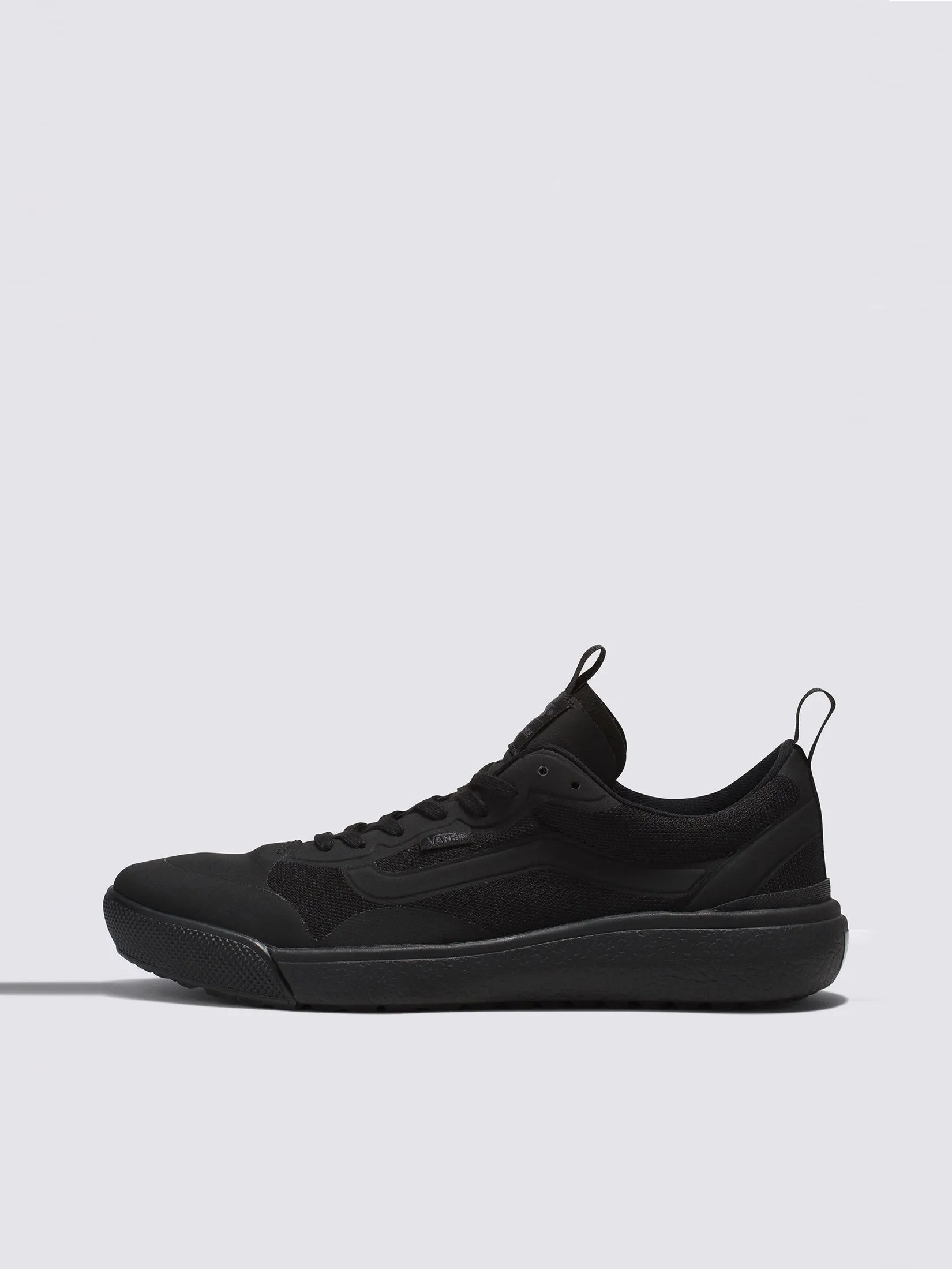 VANS Unisex Sneakers  Ultrarange Exo Black Black VANS Unisex Sneakers  Ultrarange Exo Black Black