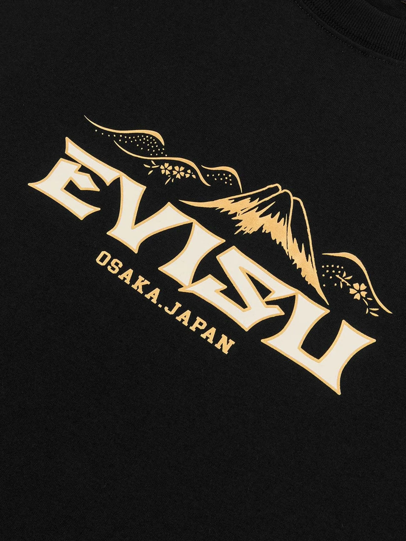 EVISU Men T-Shirt Logo and Crane Soaring Daicock Print Relax Fit EVISU Men T-Shirt Logo and Crane Soaring Daicock Print Relax Fit