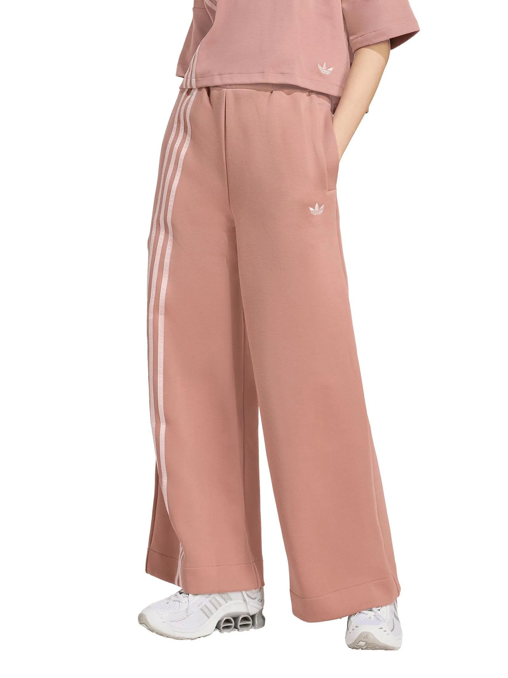 ADIDAS Women Wide Pant Off Placed 3-Stripes JW3621 Red / Warm Clay ADIDAS Women Wide Pant Off Placed 3-Stripes JW3621 Red / Warm Clay