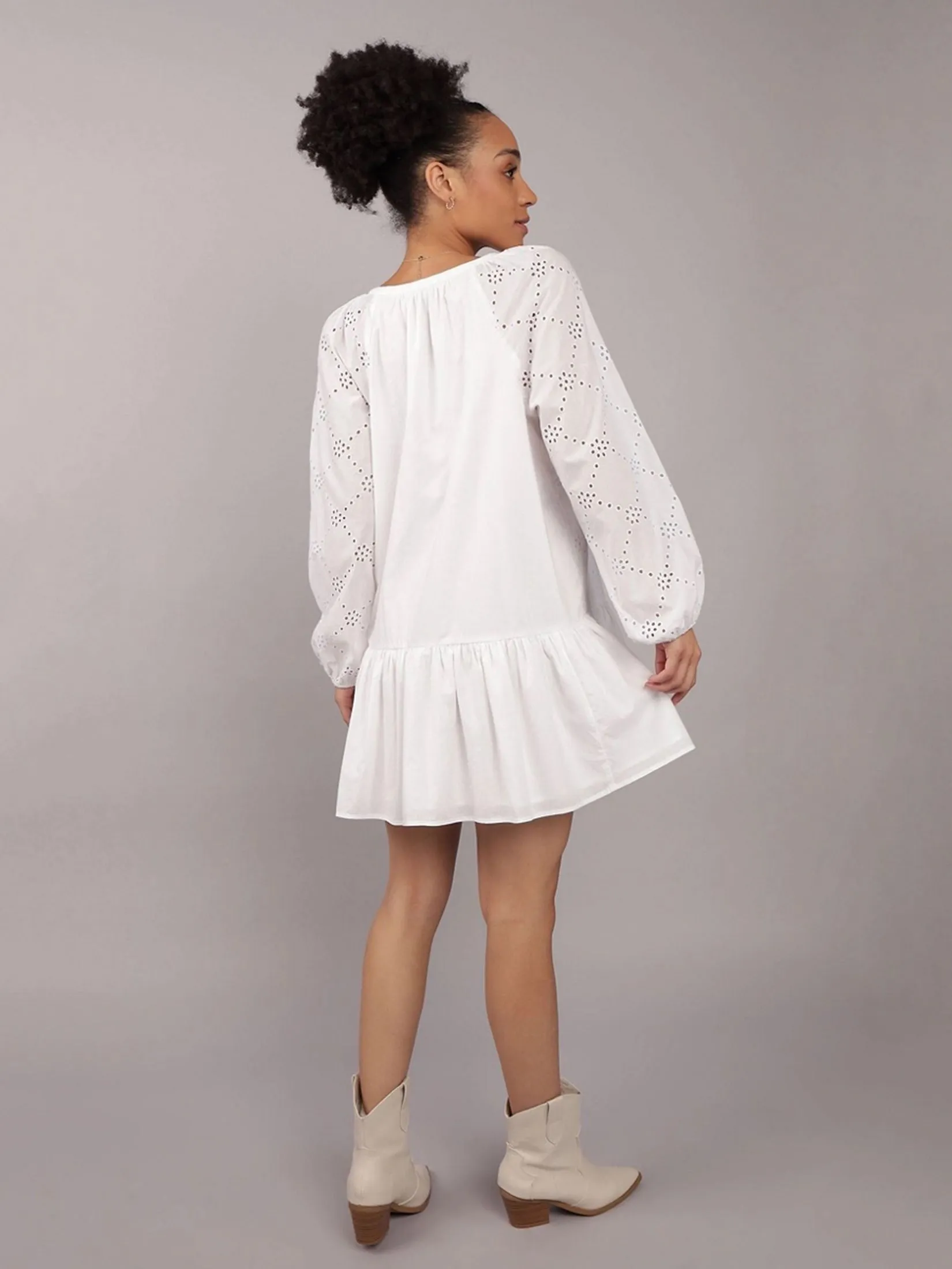 American Eagle WOMEN 7841 DROP WAIST SHIRT MINI 100 WHITE American Eagle WOMEN 7841 DROP WAIST SHIRT MINI 100 WHITE