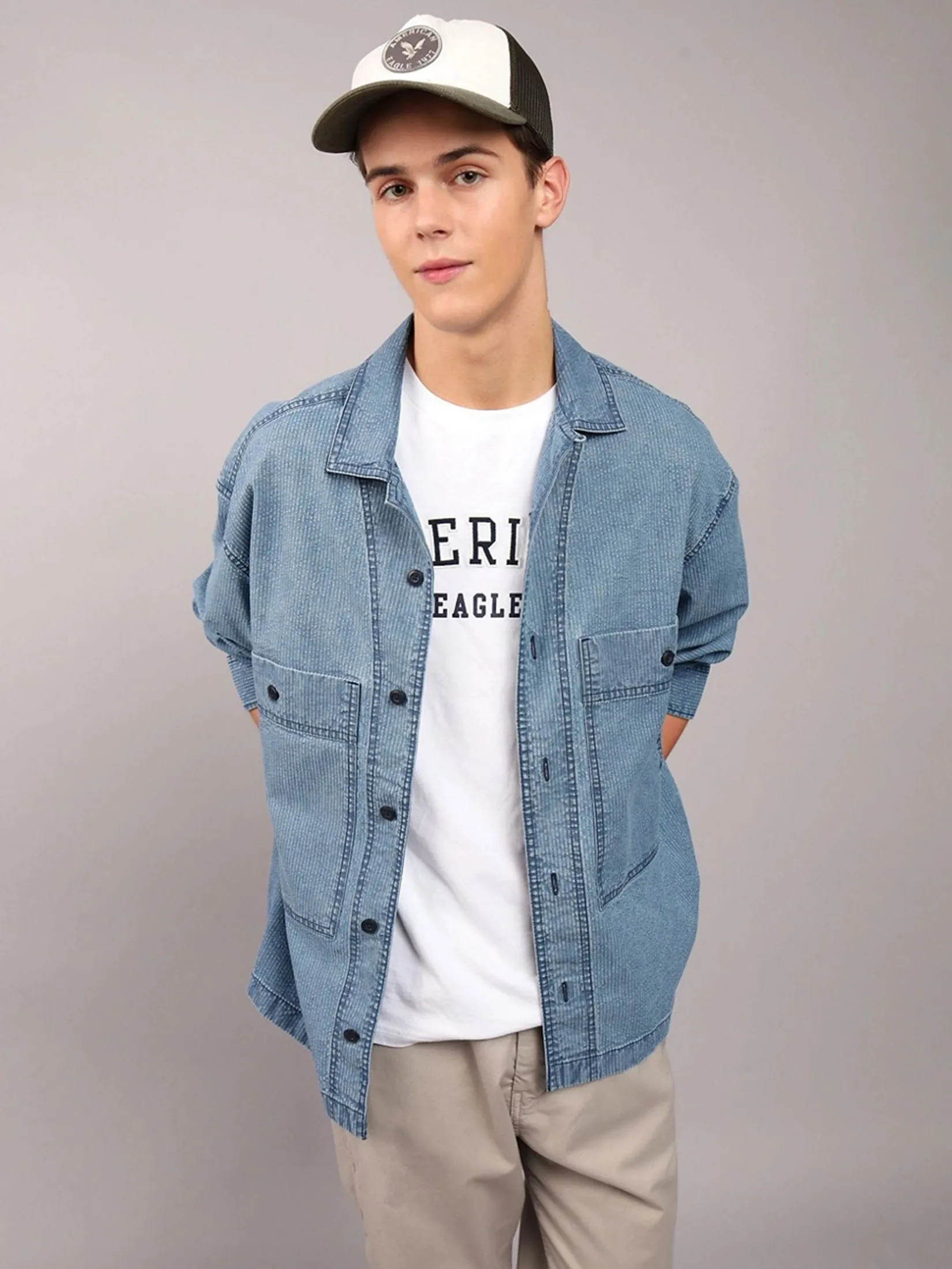 American Eagle MEN 2610 - OVERSIZED CAMP COLLAR ONTARIO SEERSUCKER SHIRT 400 BLUE American Eagle MEN 2610 - OVERSIZED CAMP COLLAR ONTARIO SEERSUCKER SHIRT 400 BLUE