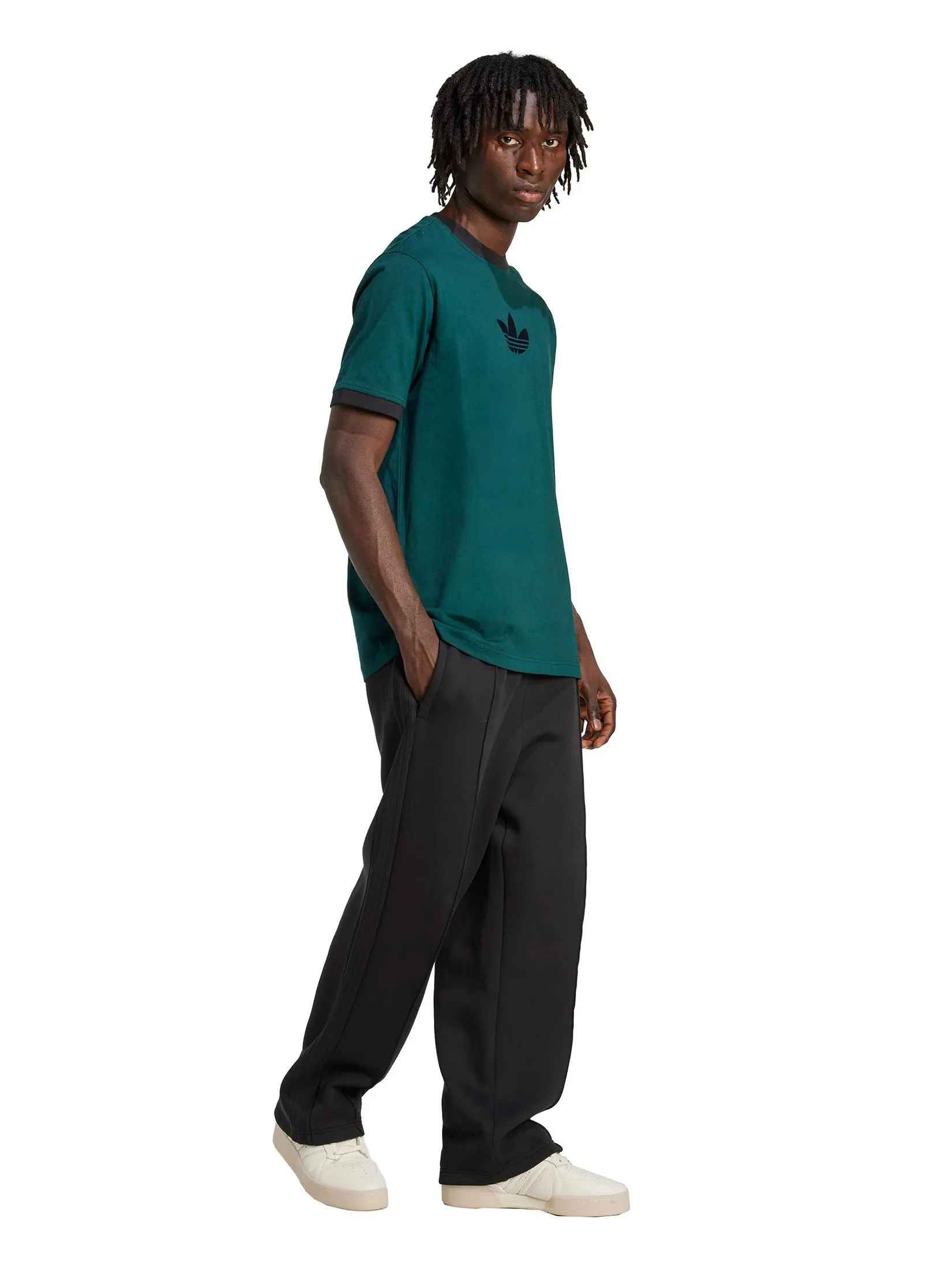 ADIDAS Men T-Shirt Adidas Adicolor Loose 2000S Cali JX1513 Green / Aurora Ivy / Black ADIDAS Men T-Shirt Adidas Adicolor Loose 2000S Cali JX1513 Green / Aurora Ivy / Black