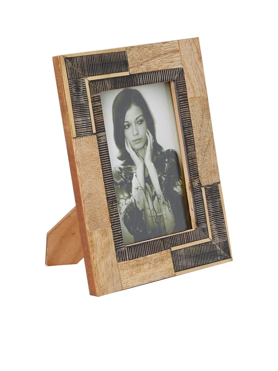 CENTRAL HOME Wooden Horn Picture Frame 4 X 6 Inch Black - Beige