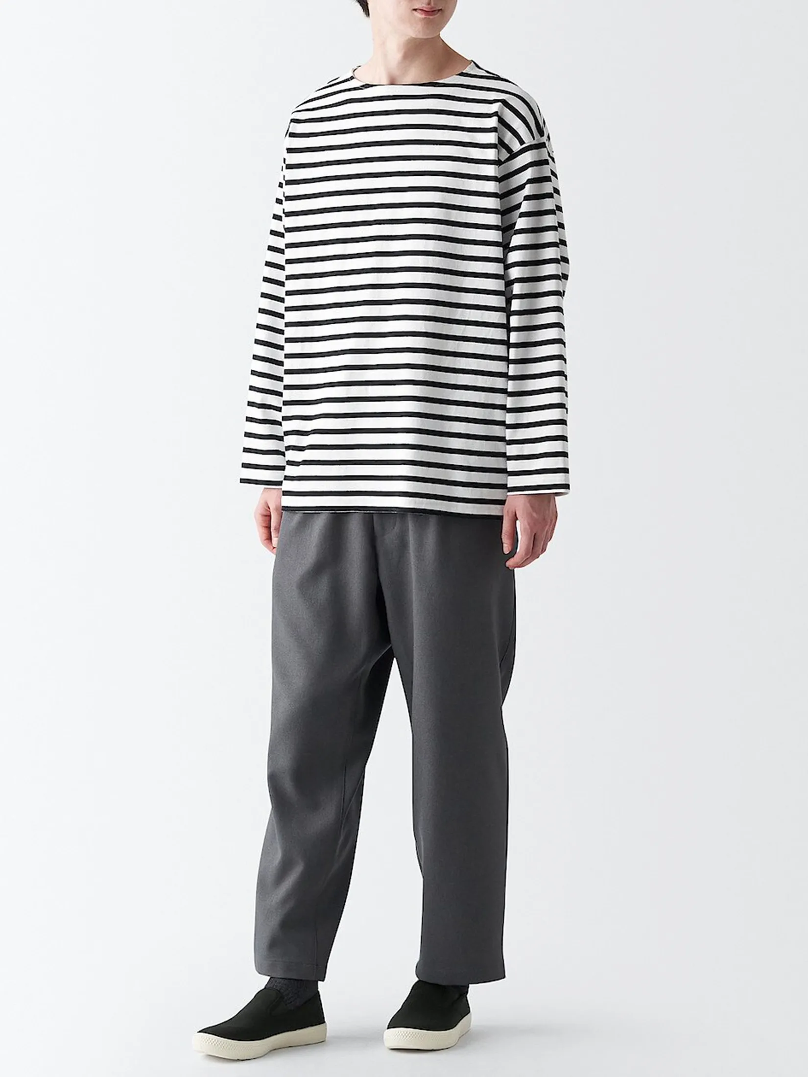MUJI Men Slip-On Sneakers Less Tiring Black MUJI Men Slip-On Sneakers Less Tiring Black