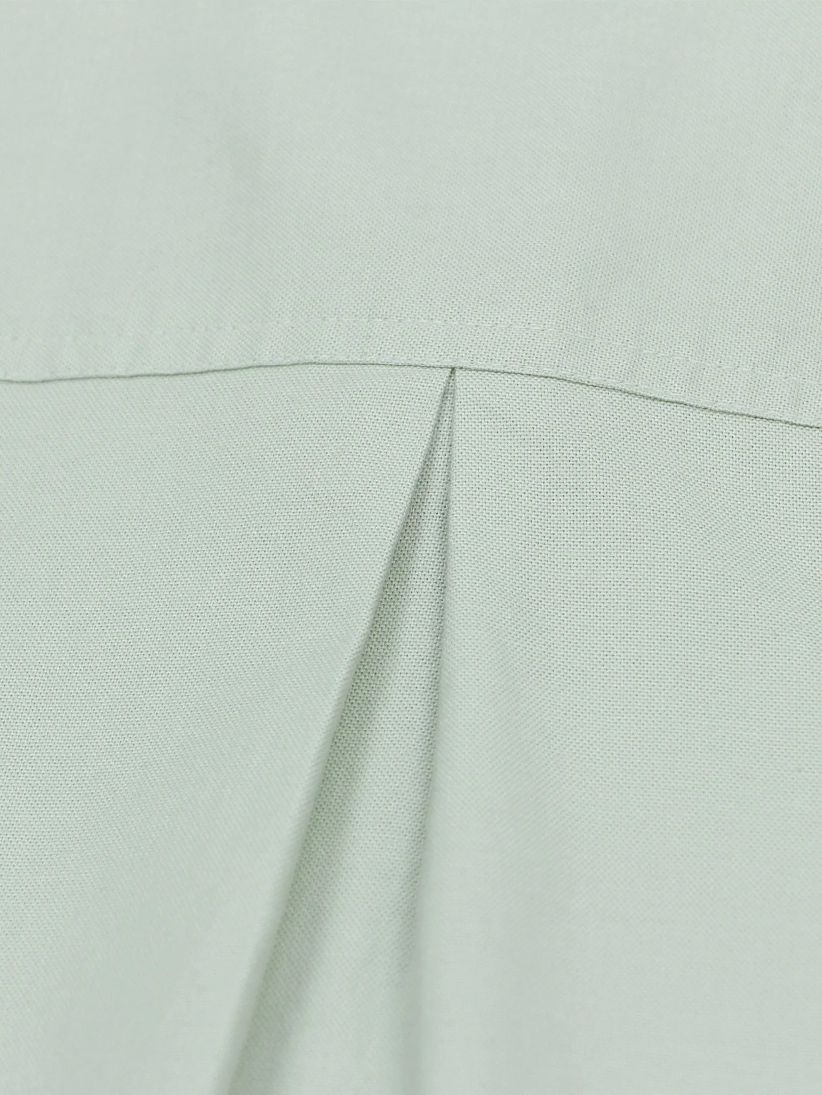 GIORDANO Women's Embroidery Oxford Shirts (Classic Man) Light Green GIORDANO Women's Embroidery Oxford Shirts (Classic Man) Light Green