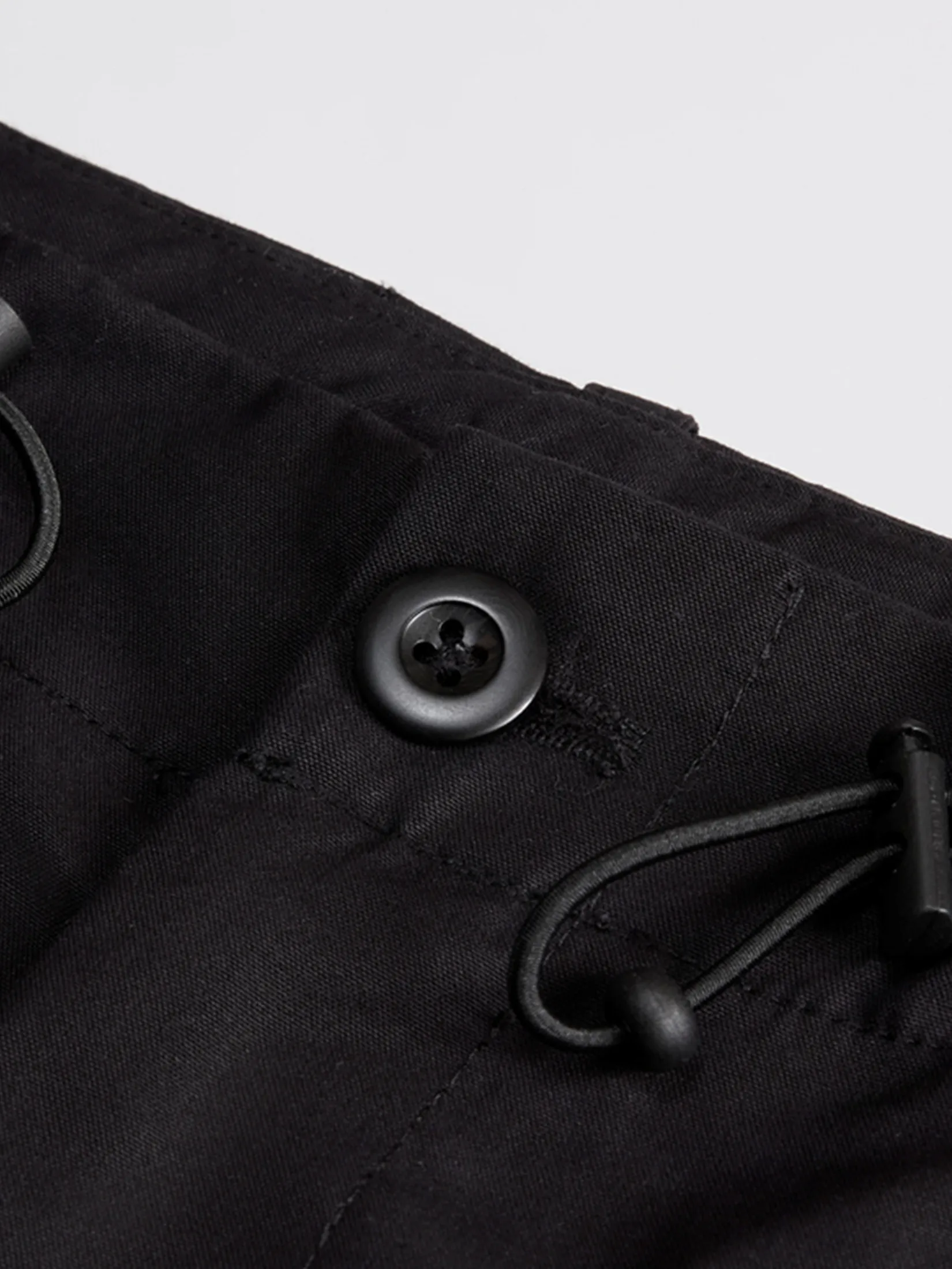 GIORDANO Women s Online Exclusive Pleated Knee Pockets Cargo Pants (Korea) Black GIORDANO Women s Online Exclusive Pleated Knee Pockets Cargo Pants (Korea) Black