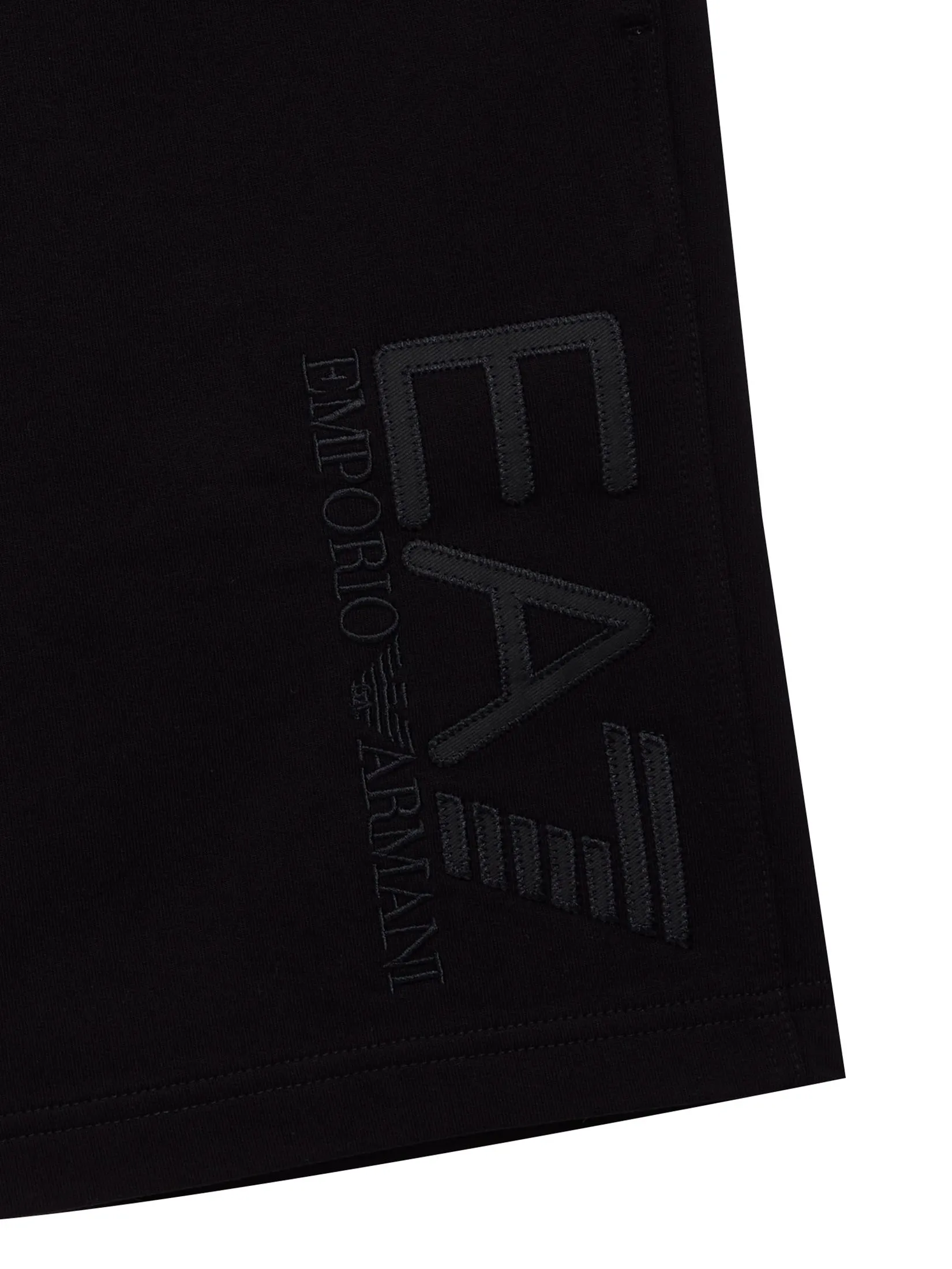 EA7 Men Shorts FW25 UC001 Black EA7 Men Shorts FW25 UC001 Black