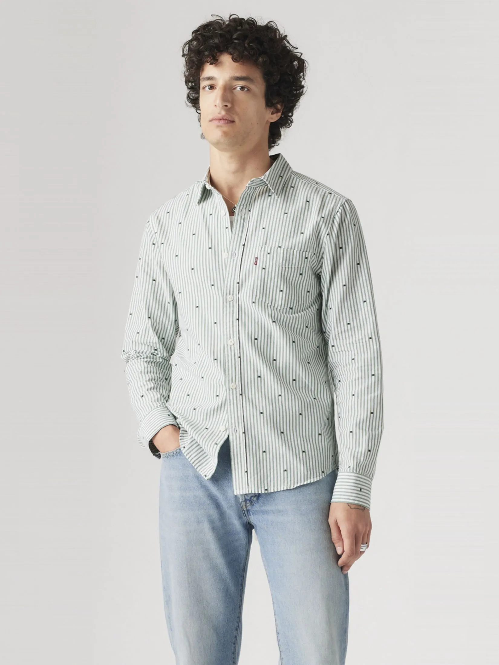 LEVI'S Men's Sunset Pocket Standard Fit Shirt  Green LEVI'S Men's Sunset Pocket Standard Fit Shirt  Green
