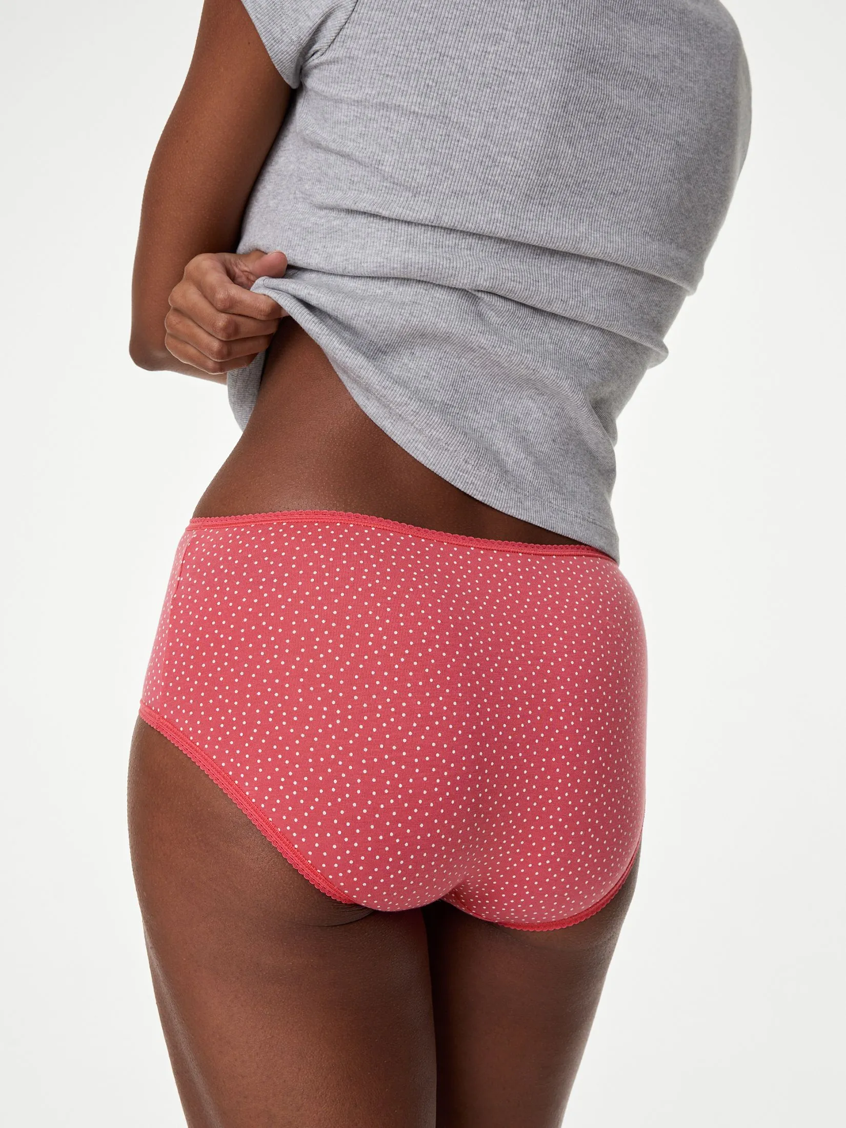 MARKS & SPENCER Women Briefs High Rise Shorts Cotton Lycra Printed 5pk Multi-Color MARKS & SPENCER Women Briefs High Rise Shorts Cotton Lycra Printed 5pk Multi-Color