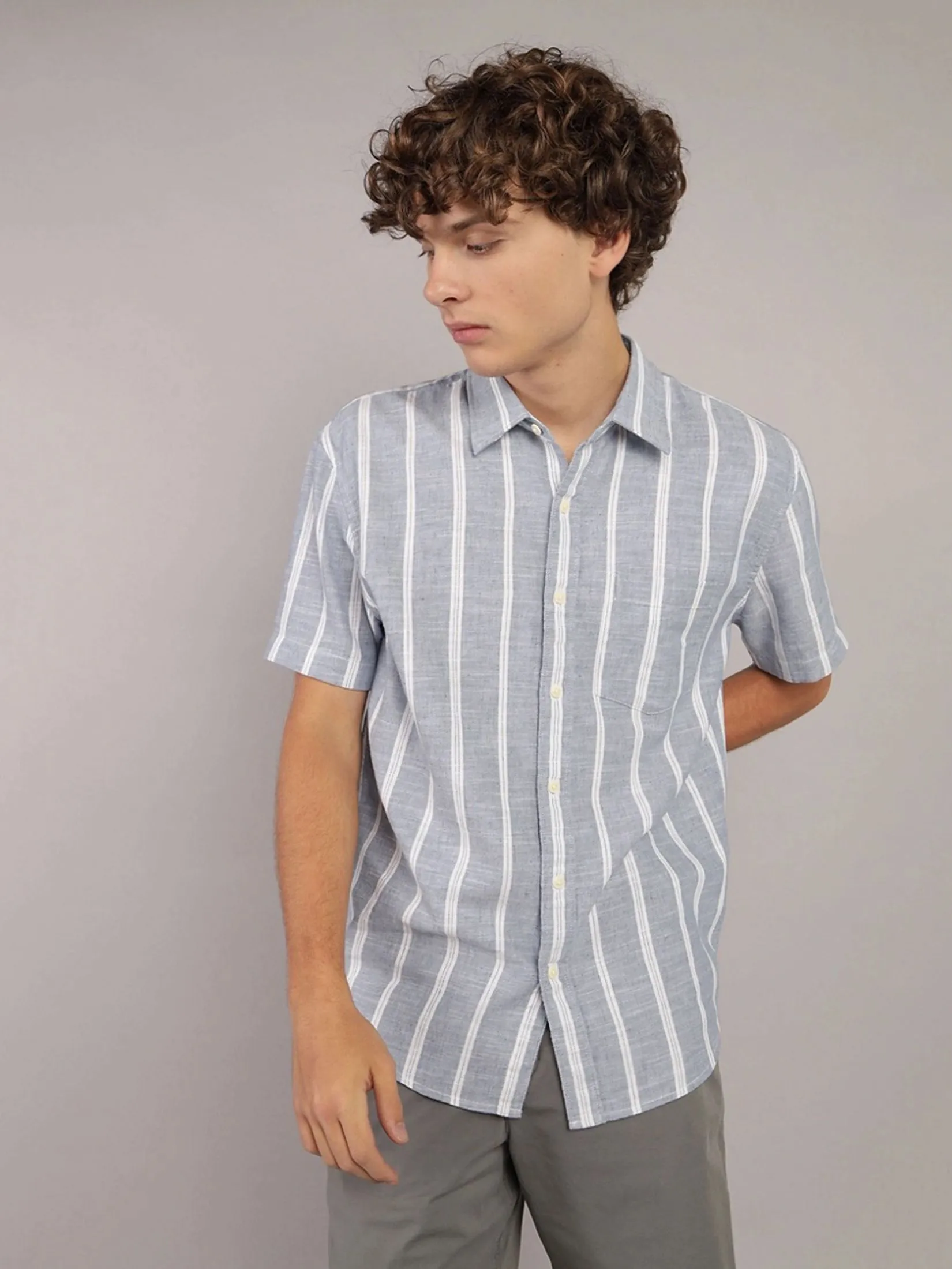 American Eagle MEN 2834 SS CF CSC MILES SLUB SHIRT 400 BLUE American Eagle MEN 2834 SS CF CSC MILES SLUB SHIRT 400 BLUE