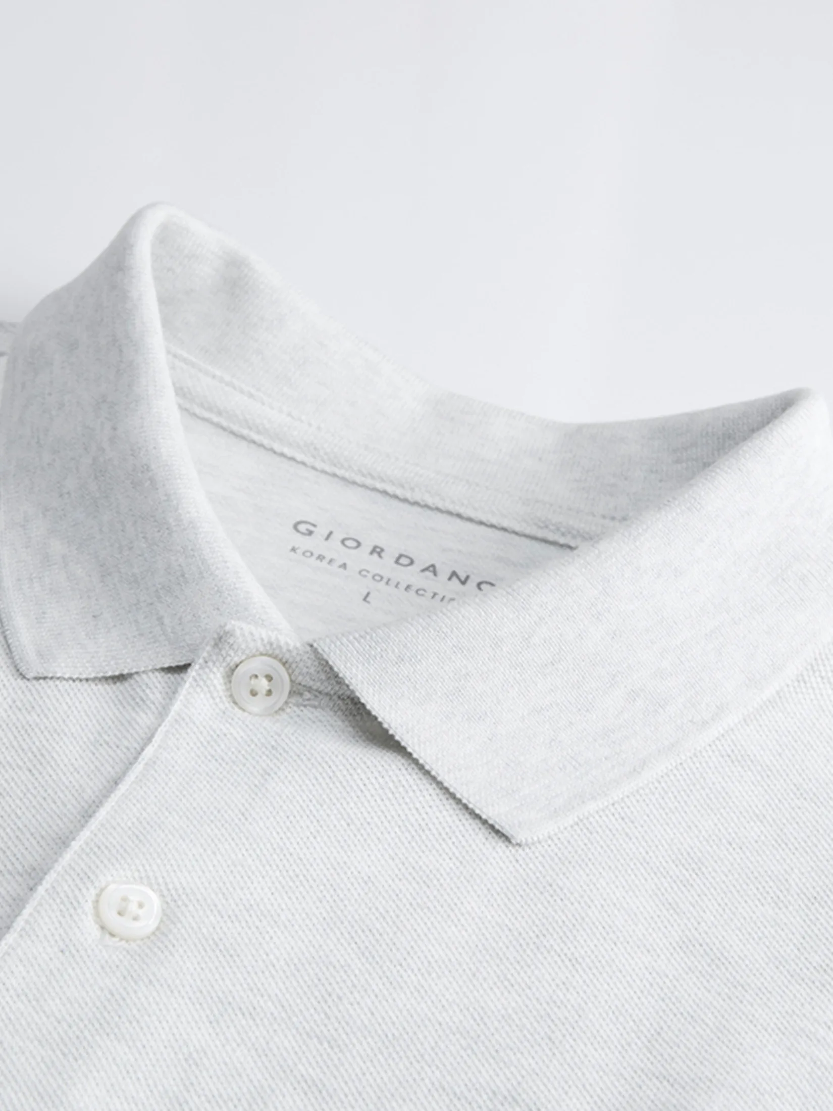 GIORDANO Men s Online Exclusive Pique Polo Shirt (Korea) Light Grey GIORDANO Men s Online Exclusive Pique Polo Shirt (Korea) Light Grey