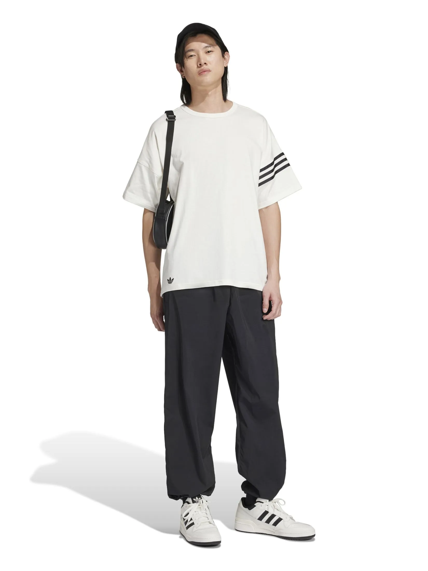 ADIDAS Men T-Shirt Neuclassics Cloud White ADIDAS Men T-Shirt Neuclassics Cloud White