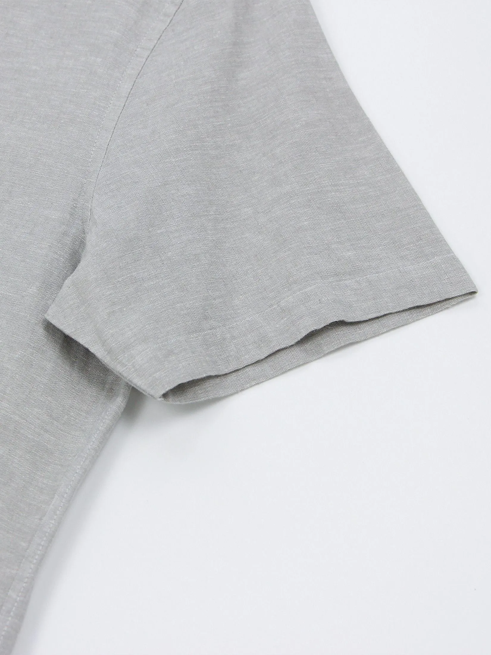 GIORDANO Men's Slim Mandarin Collar Linen Shirt Dolphin Grey GIORDANO Men's Slim Mandarin Collar Linen Shirt Dolphin Grey