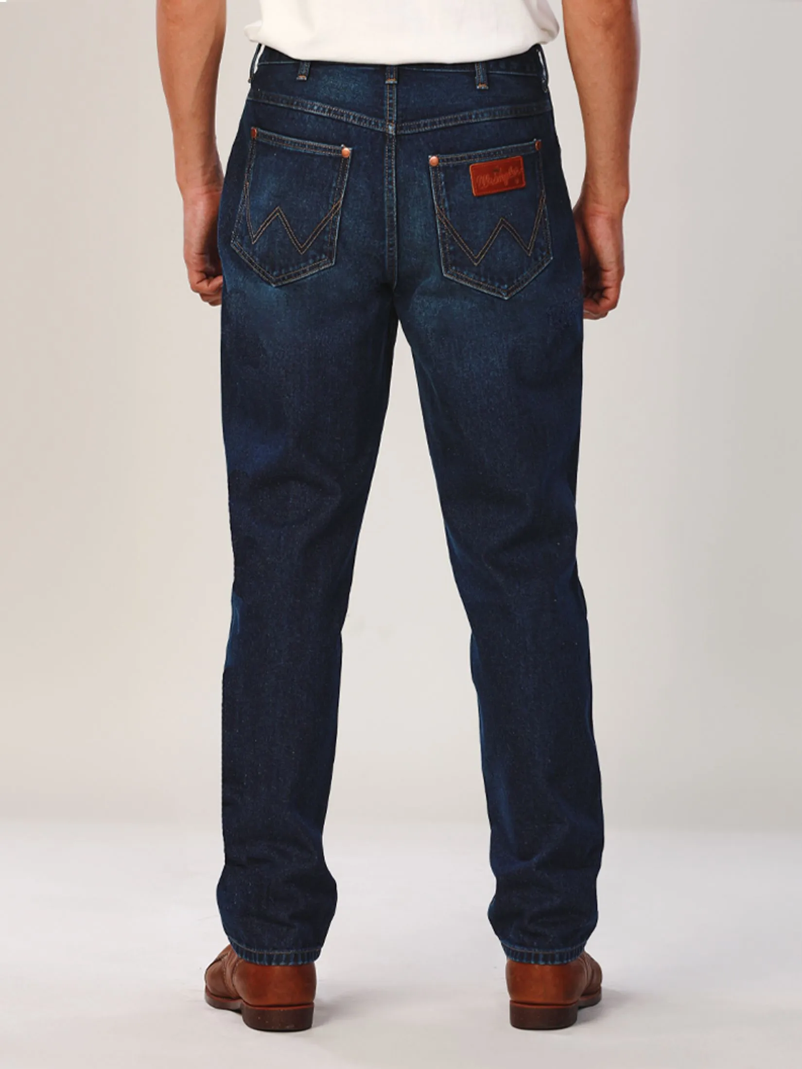 WRANGLER Men's Jeans Everyday with Wrangler Collection Mid Frontier Fit Mid Indigo WRANGLER Men's Jeans Everyday with Wrangler Collection Mid Frontier Fit Mid Indigo