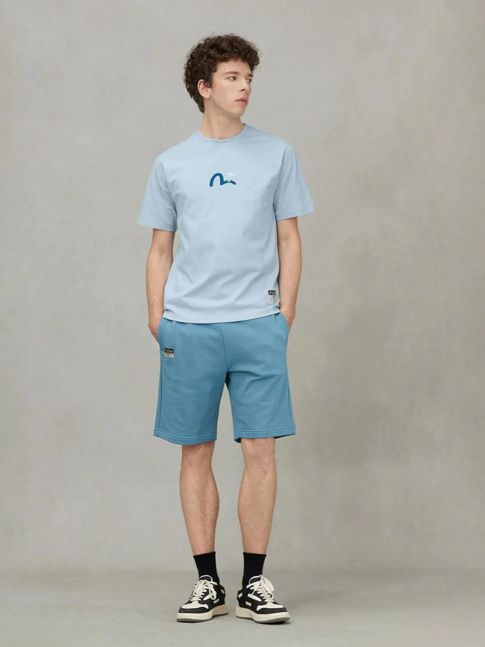 EVISU Men T-Shirt Golf-themed Godhead Print Regular Fit EVISU Men T-Shirt Golf-themed Godhead Print Regular Fit
