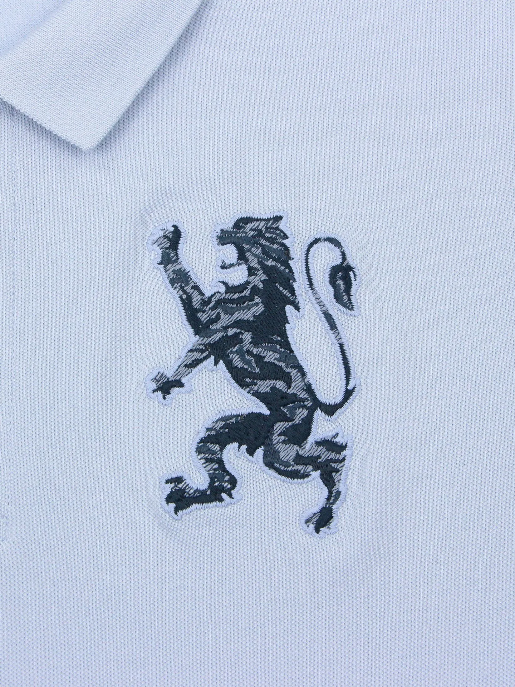 GIORDANO Men's Slim Embroidery Bold Polo (3D Lion) Subdued blue