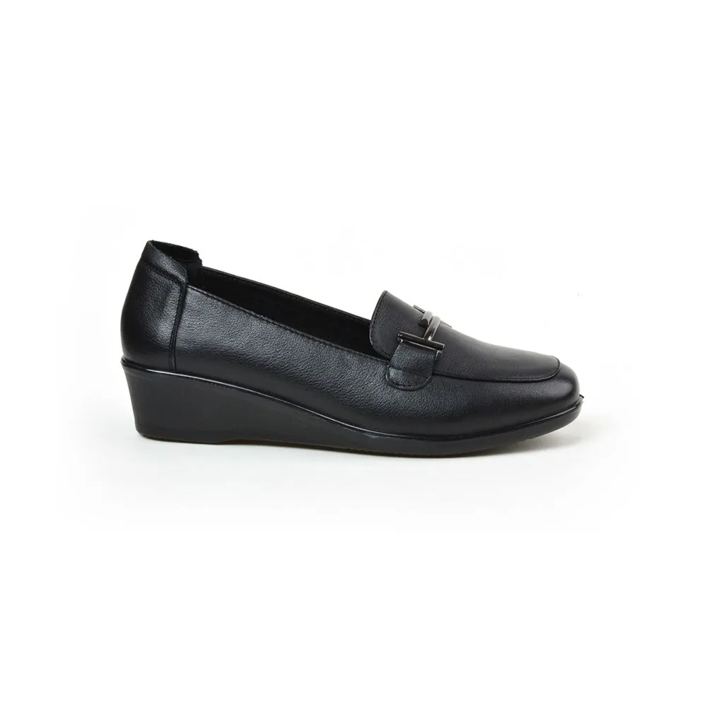POLO CLUB Black Leather Court Shoes Rounded Toe Wedge P1810 POLO CLUB Black Leather Court Shoes Rounded Toe Wedge P1810