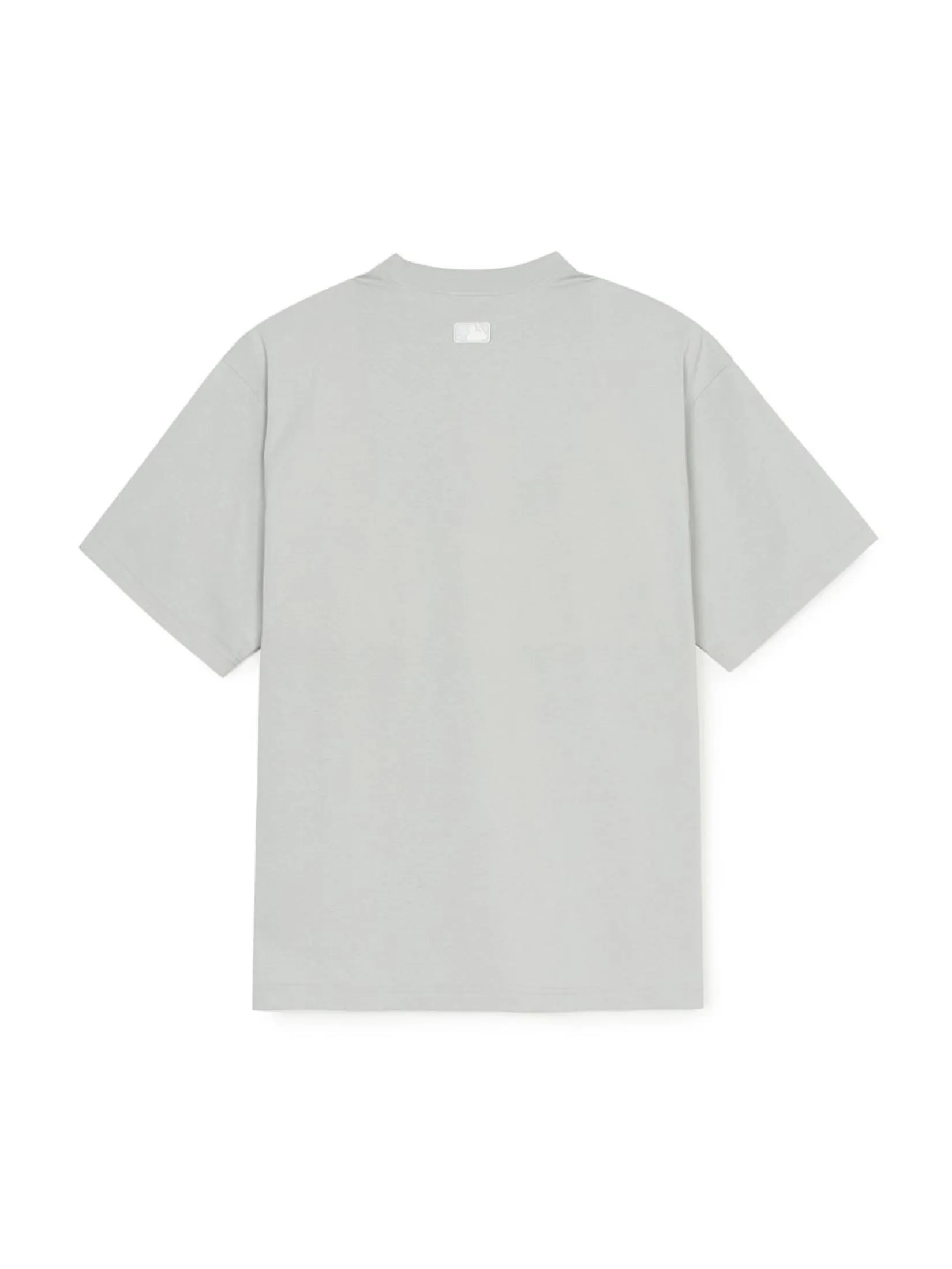 MLB Unisex Basic Street Big Logo Mega Oversized-Fit T-Shirt Model  3ATSB0553  43GRL  Light Grey MLB Unisex Basic Street Big Logo Mega Oversized-Fit T-Shirt Model  3ATSB0553  43GRL  Light Grey