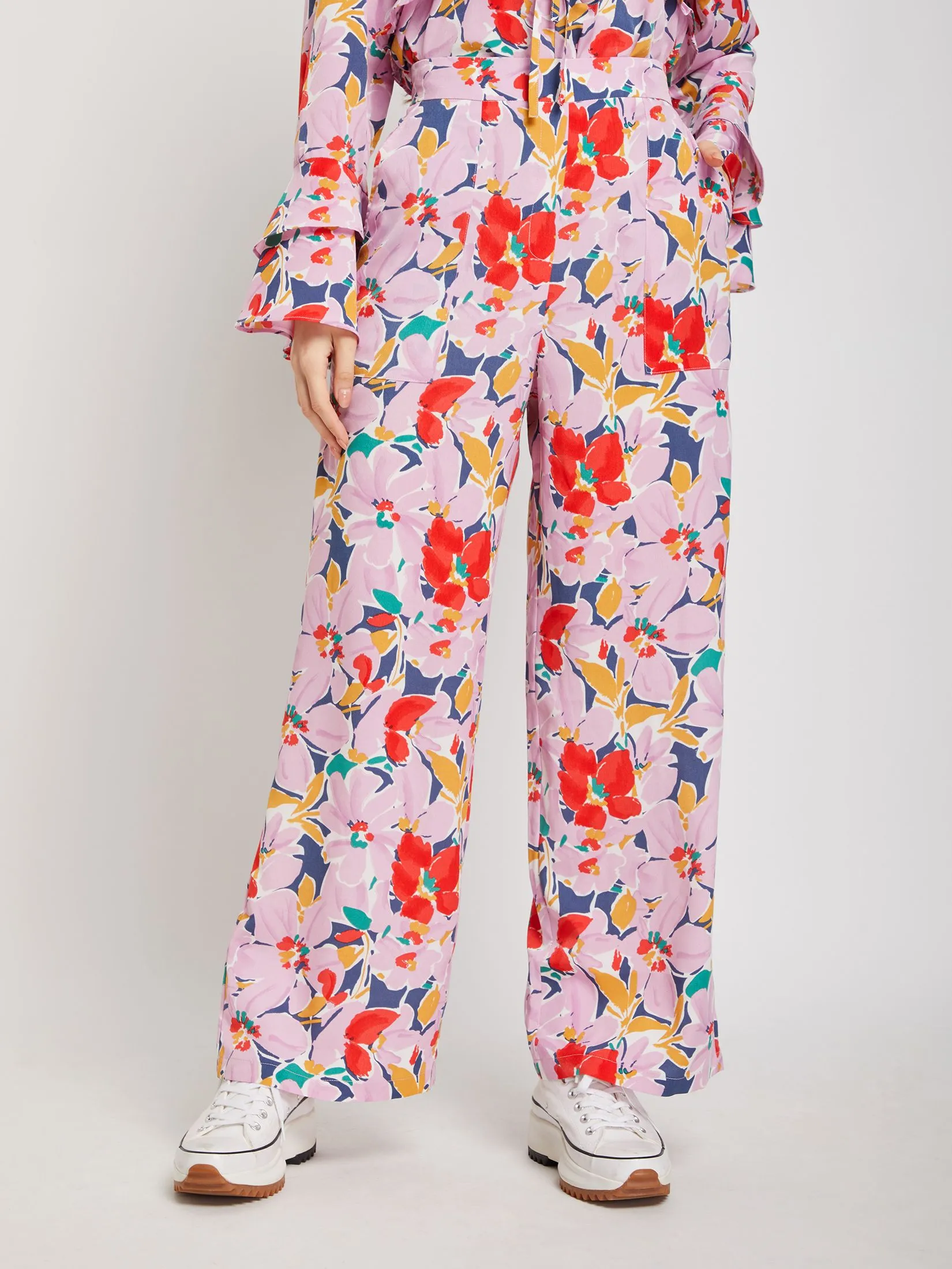 DEFRY 01 Women Pants Floral Printed DEFRY 01 Women Pants Floral Printed
