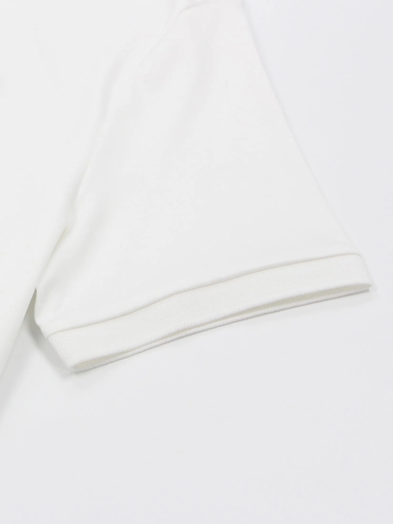 GIORDANO Men's Slim Interlock Polo (Liquid Touch) Signature White GIORDANO Men's Slim Interlock Polo (Liquid Touch) Signature White