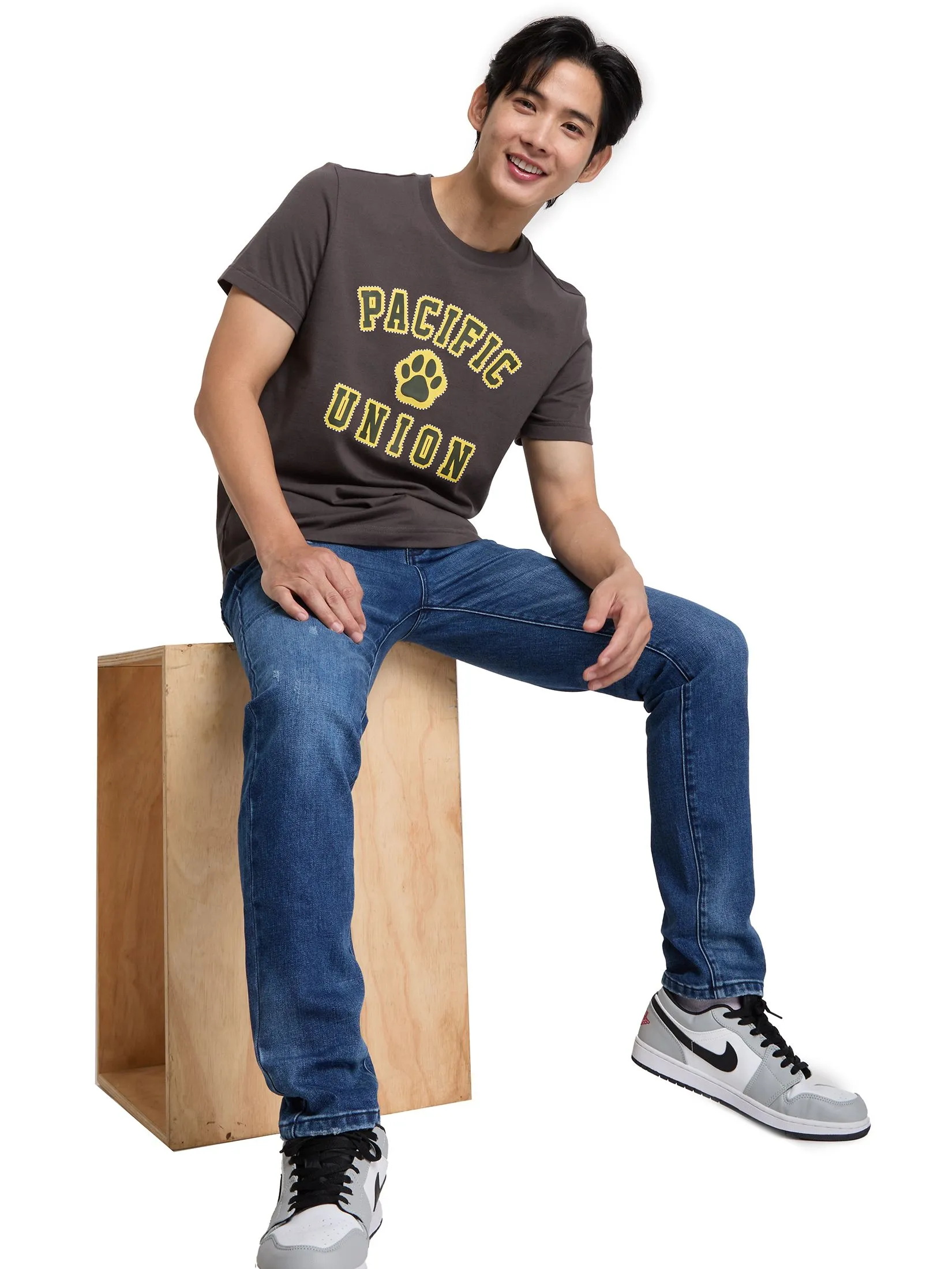 PACIFIC UNION Men T-Shirt Short Sleeves Logo Printed Grey PACIFIC UNION Men T-Shirt Short Sleeves Logo Printed Grey