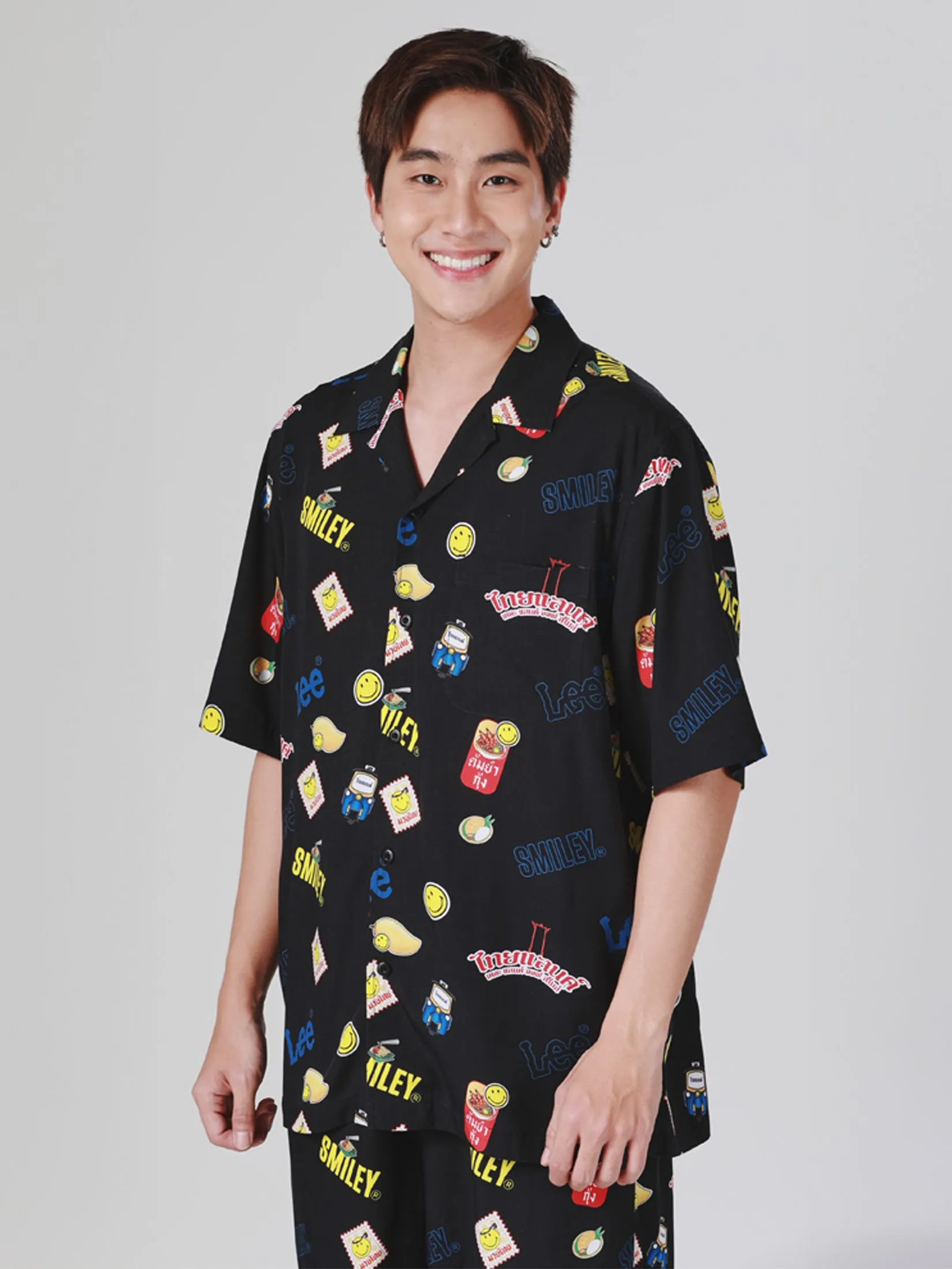 LEE Men's Shirt Short Sleeve Lee Smiley Collection Comfort Fit Black LEE Men's Shirt Short Sleeve Lee Smiley Collection Comfort Fit Black