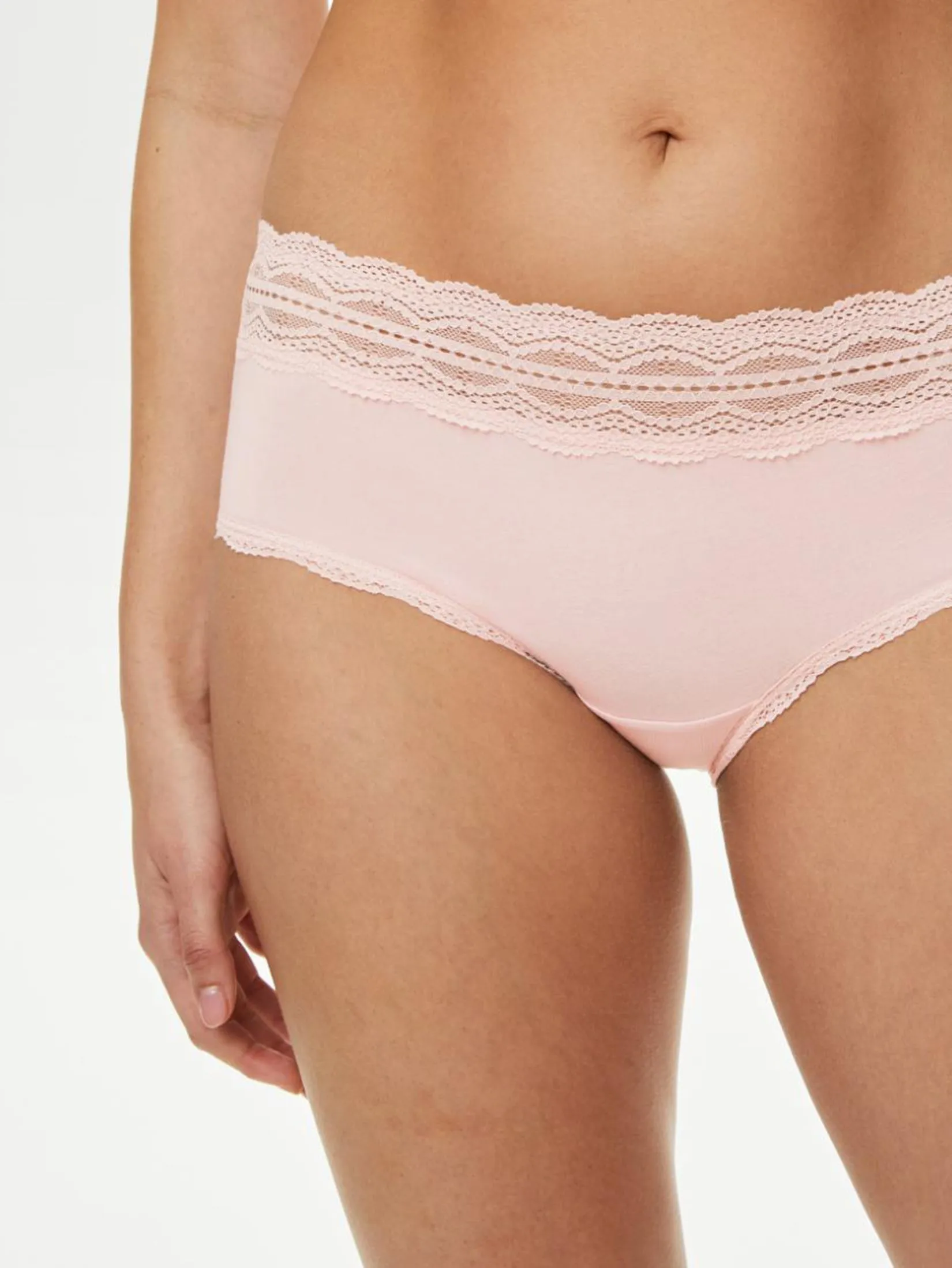 MARKS & SPENCER Women Low Rise Short Cotton Rich Pack 3 Pcs MARKS & SPENCER Women Low Rise Short Cotton Rich Pack 3 Pcs