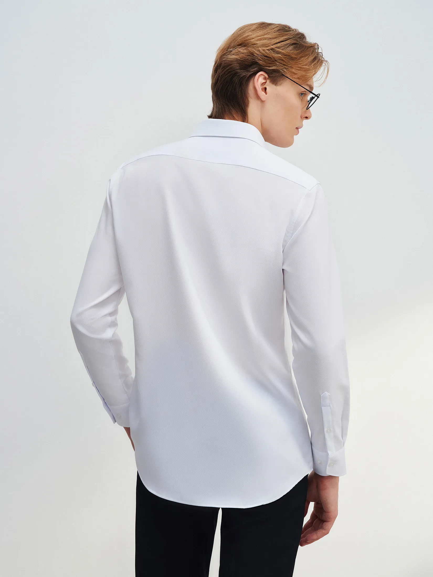 G2000 Men Clothing Non -Iron Quick Dry Twill Shirt  Smart Fit - White G2000 Men Clothing Non -Iron Quick Dry Twill Shirt  Smart Fit - White