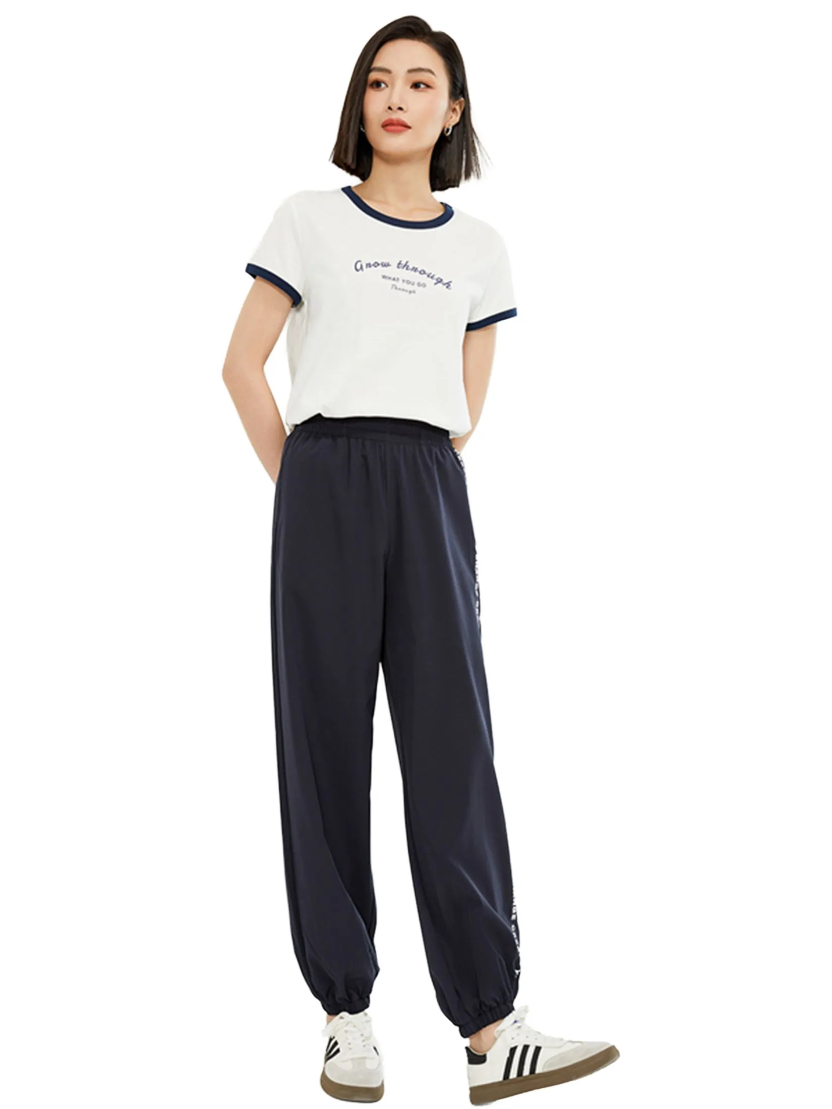 GIORDANO Women's Online Exclusive Elastic Waist Printed Joggers Navy Blue GIORDANO Women's Online Exclusive Elastic Waist Printed Joggers Navy Blue