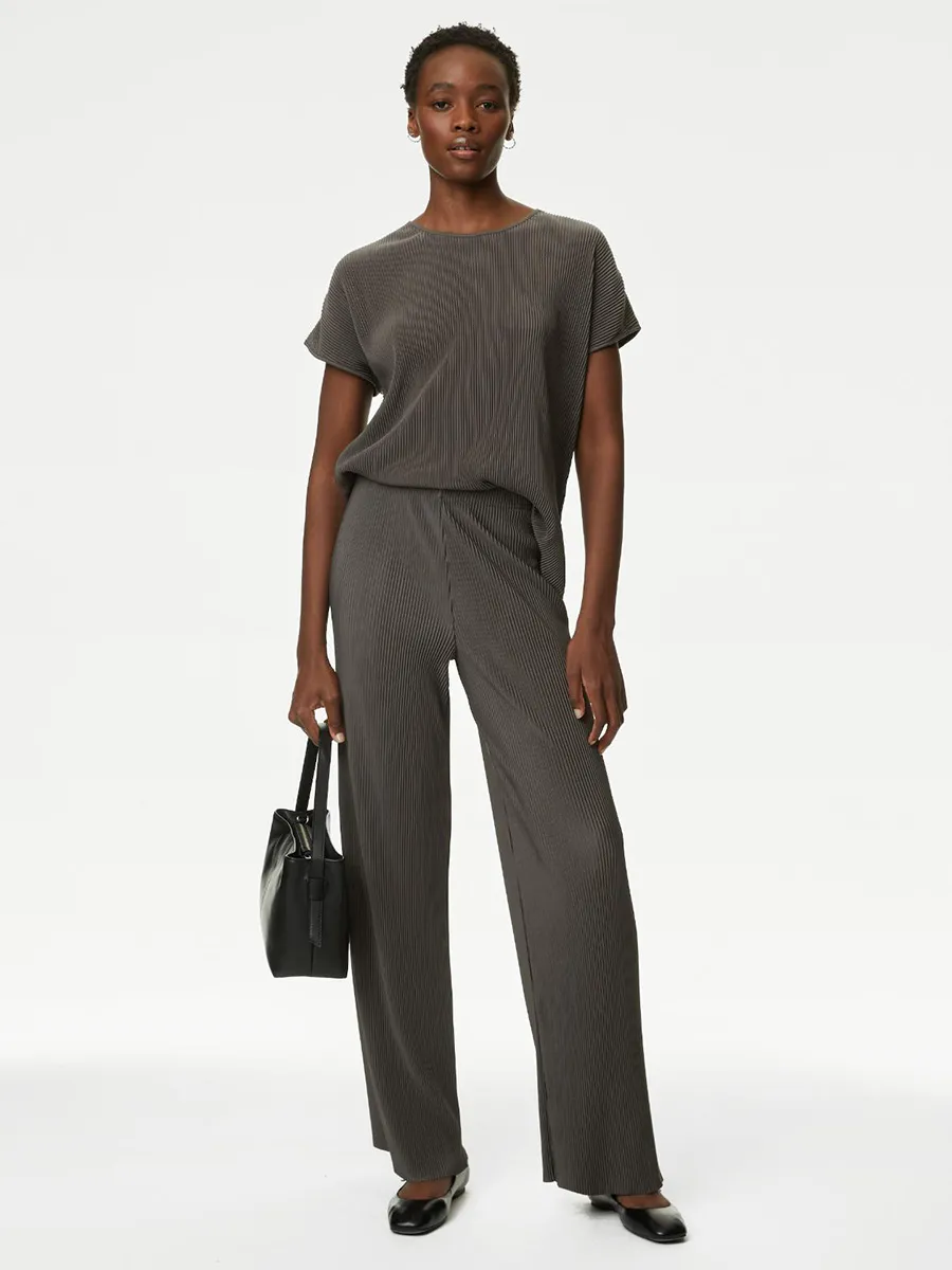 MARKS & SPENCER Women Trousers Plisse Wide Leg Dark Khaki MARKS & SPENCER Women Trousers Plisse Wide Leg Dark Khaki