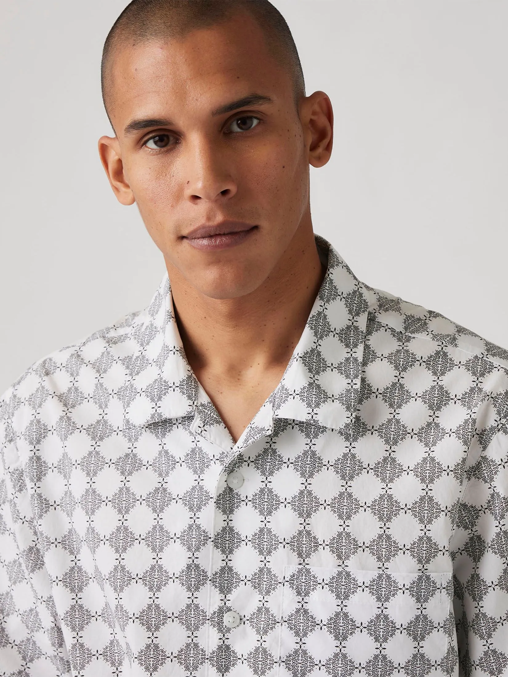 LEVI'S Men's Short-Sleeve Townes Boxy Shirt Black LEVI'S Men's Short-Sleeve Townes Boxy Shirt Black