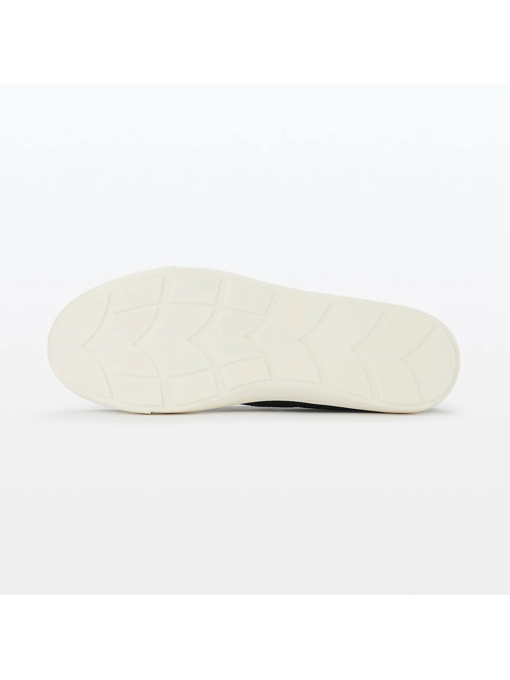 MUJI Men Slip-On Sneakers Less Tiring Black MUJI Men Slip-On Sneakers Less Tiring Black