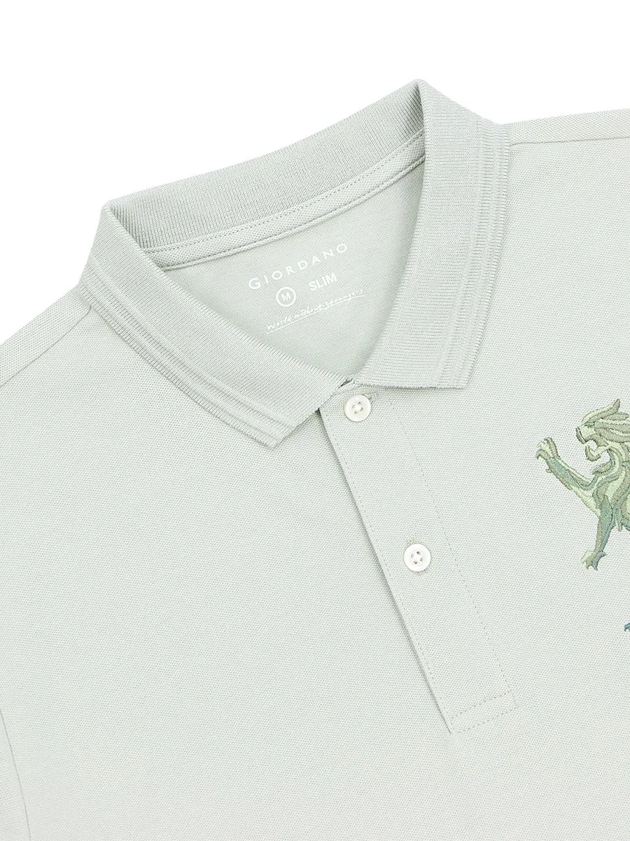 GIORDANO Men's Lycra Pique Embroidery Polo (3D Lion) Pale Pine Green GIORDANO Men's Lycra Pique Embroidery Polo (3D Lion) Pale Pine Green